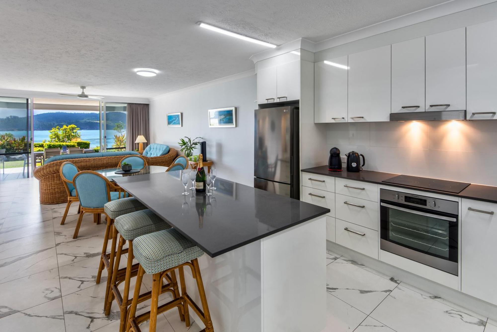 Frangipani Apartments On Hamilton Island By Hiha Apartment