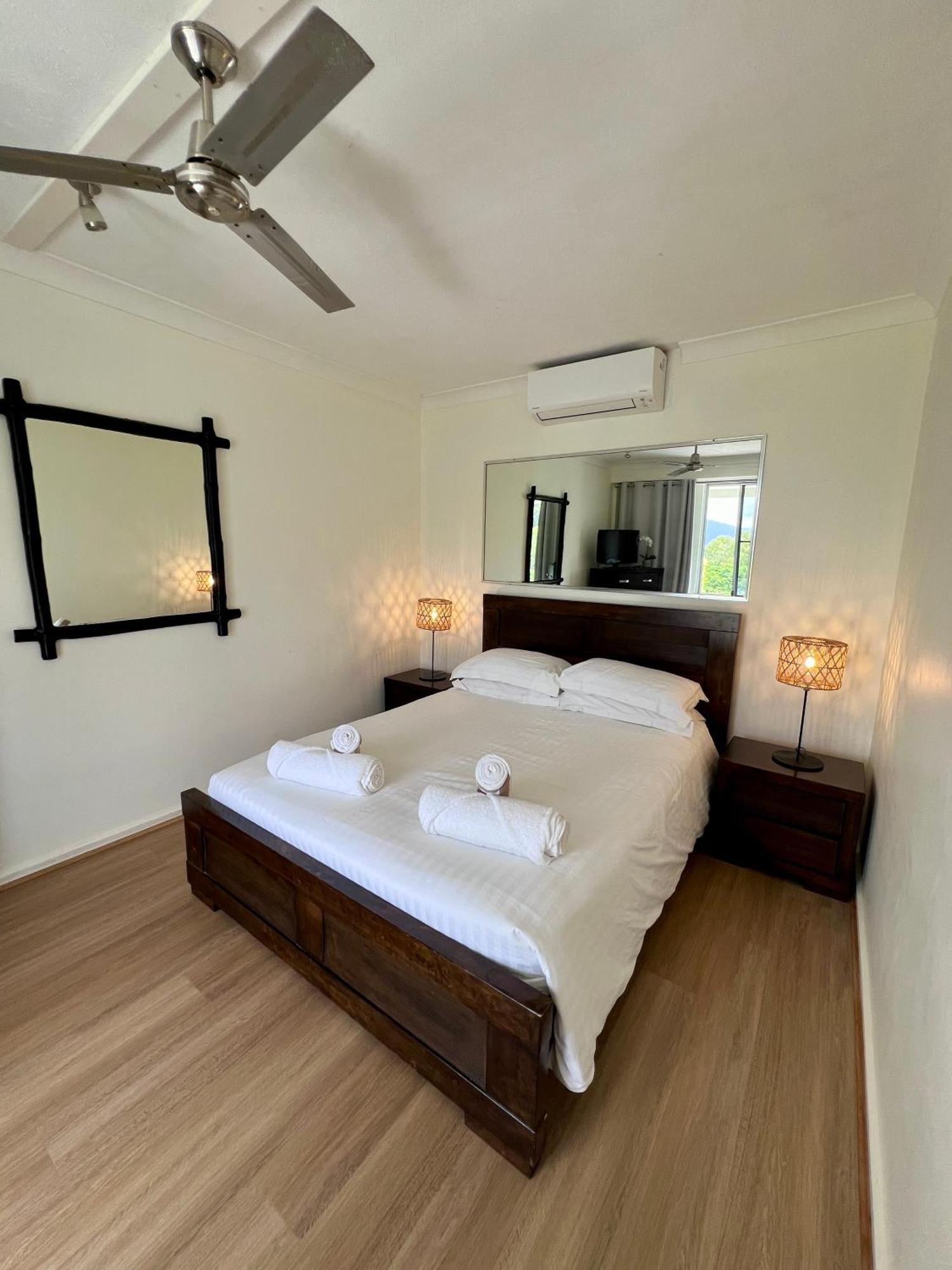 Poinciana 008 Ground Floor 2bedrooms Free Buggy