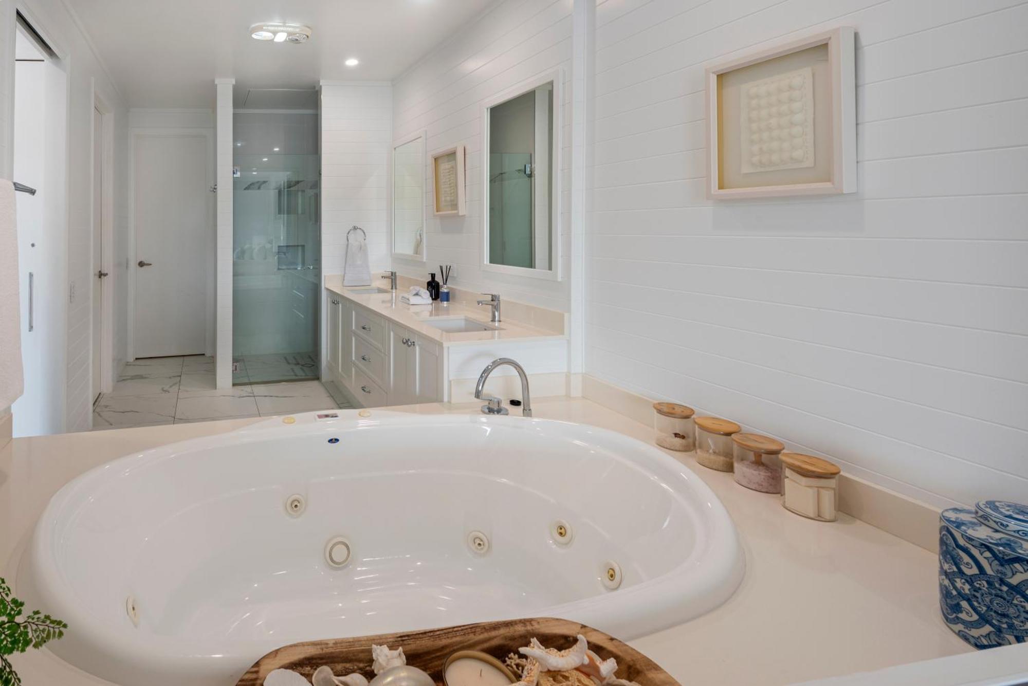 Pavillions On By Hiha Apartment