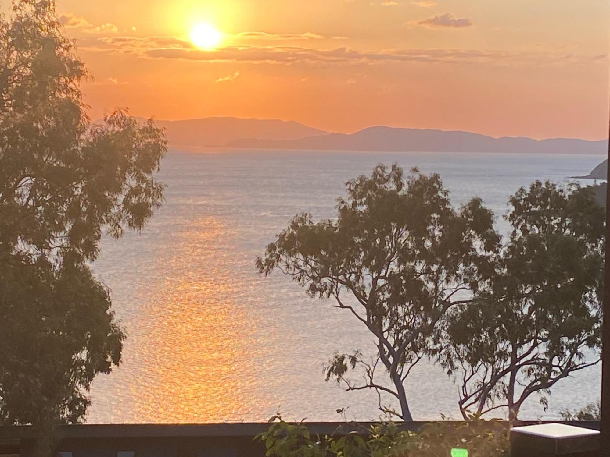 Family Island Dream Escape At Compass Point 10 Hamilton Island, 3br With Buggy Apartment