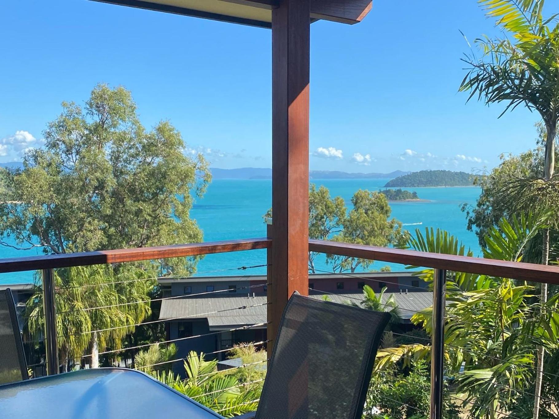 Apartment Family Island Dream Escape At Compass Point 10 Hamilton Island, 3br With Buggy Hamilton Island