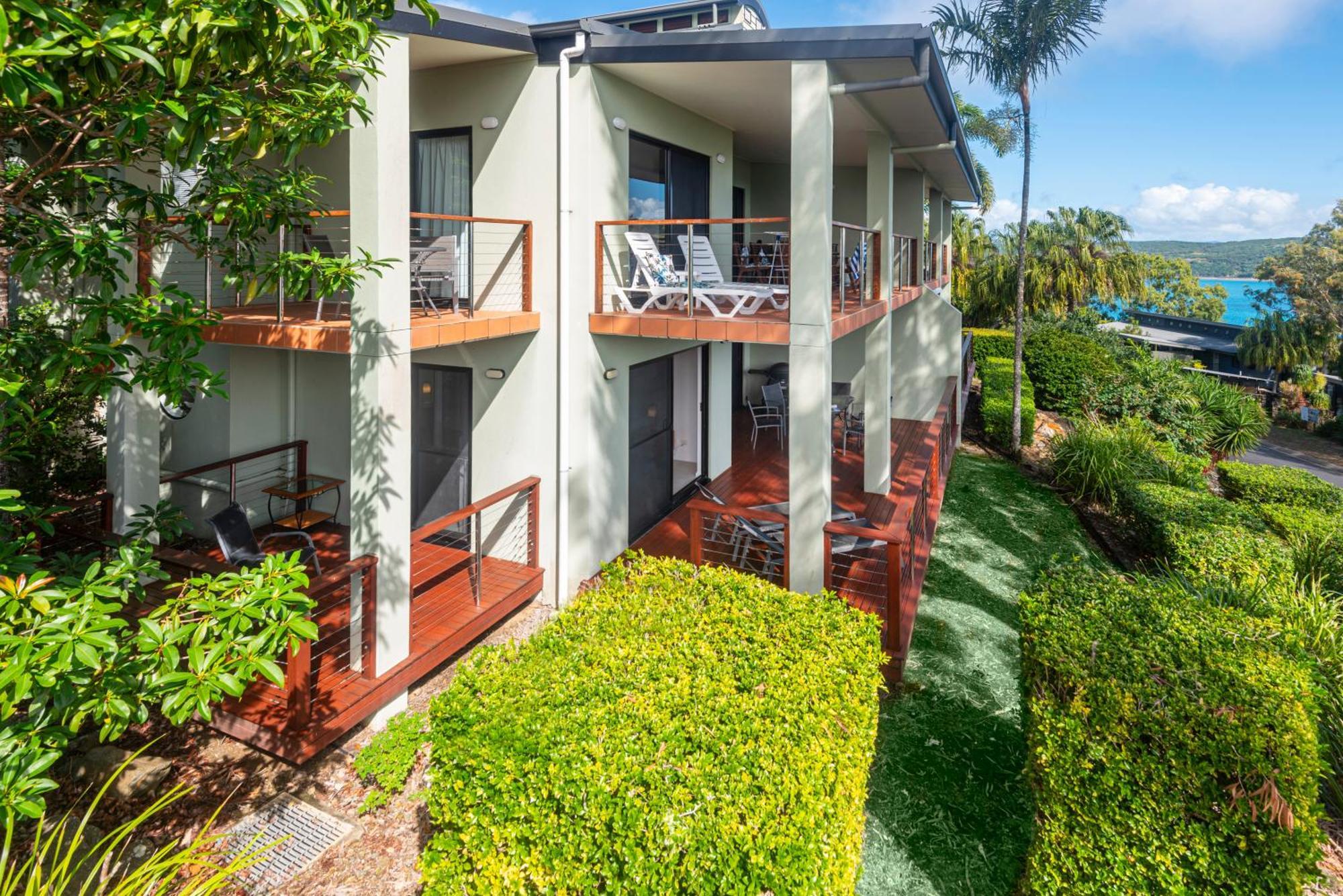 Apartment Compass Point On By Hiha Hamilton Island