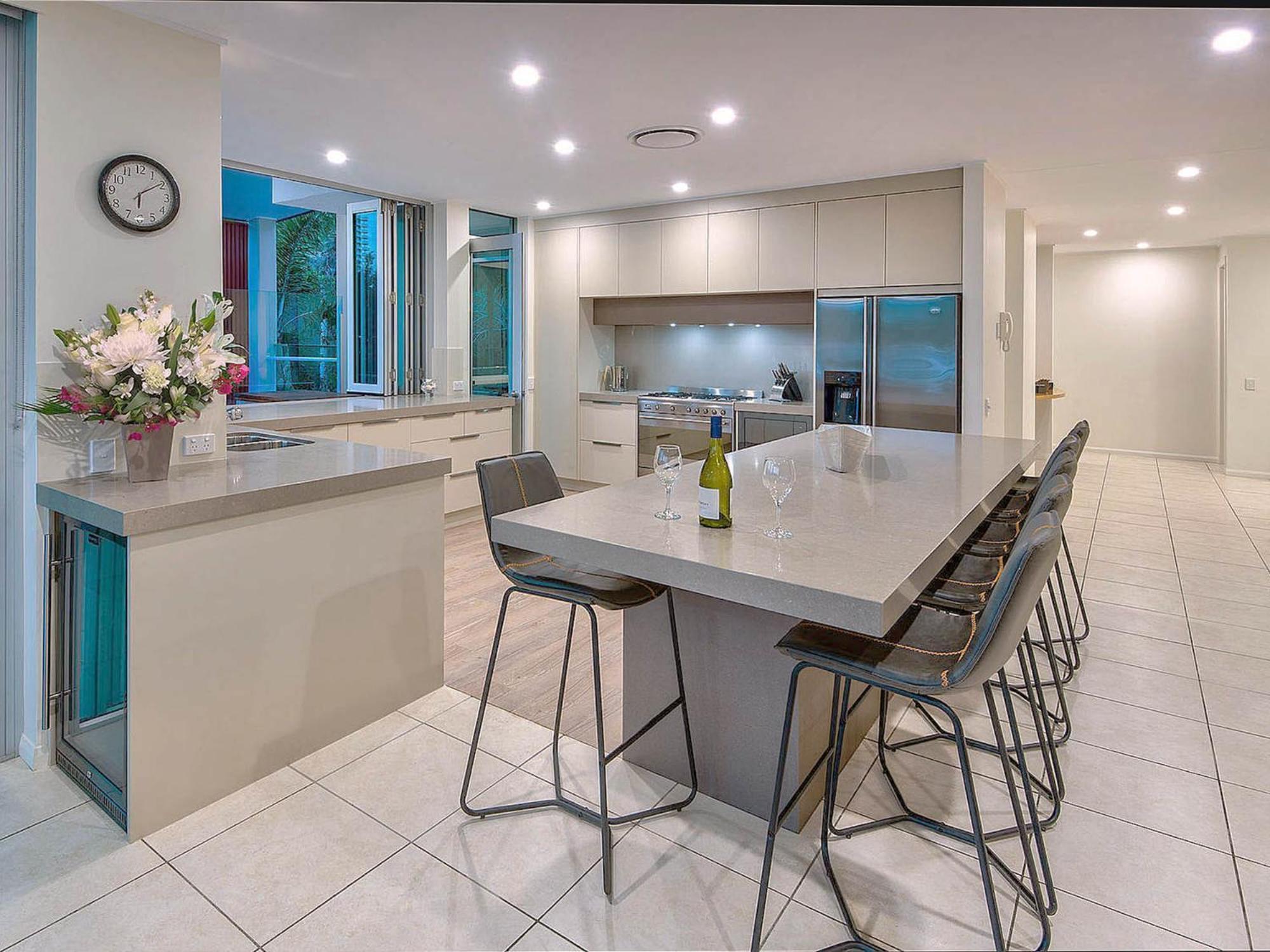 Apartment Pavillions On By Hiha *