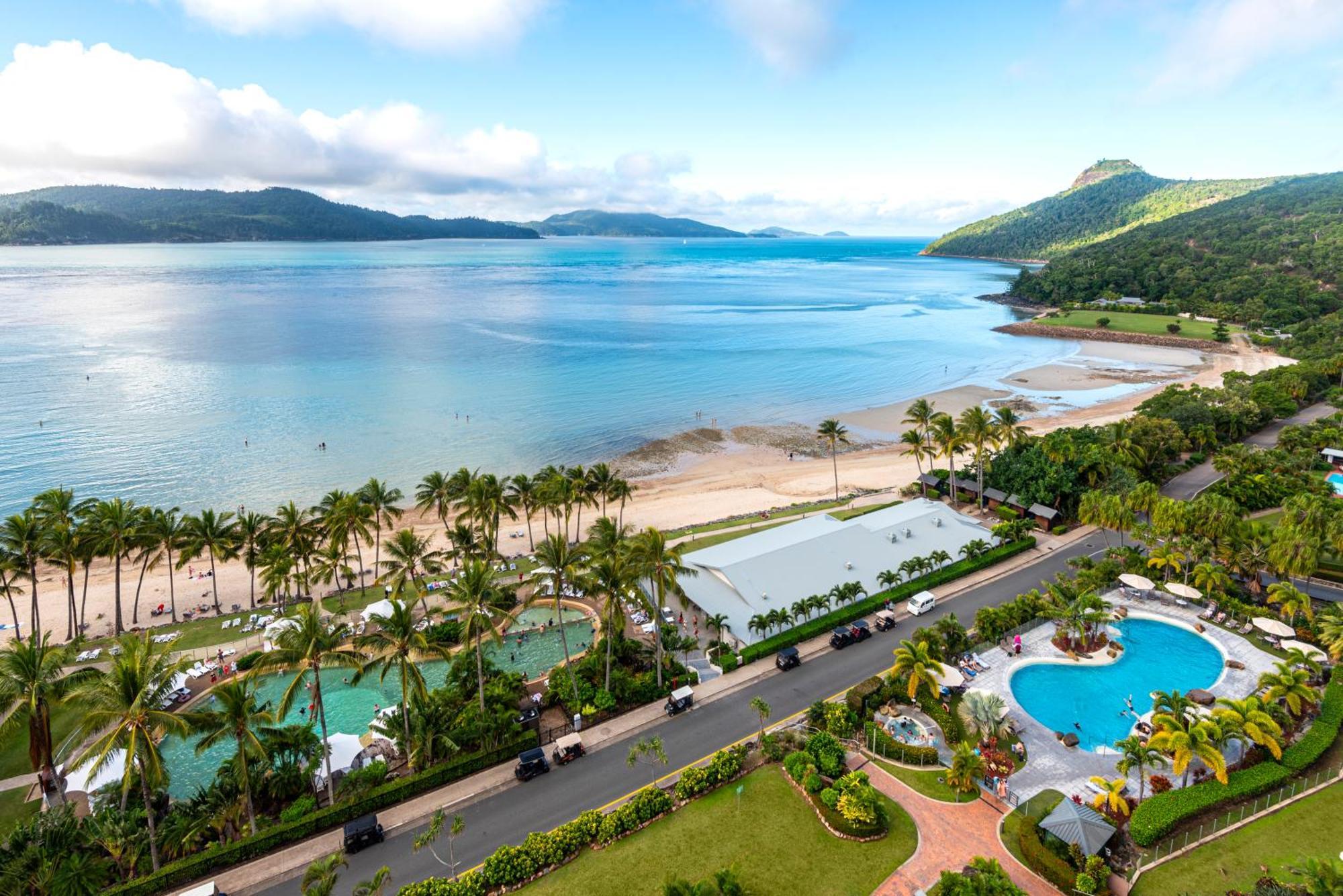 Whitsunday On By Hiha *