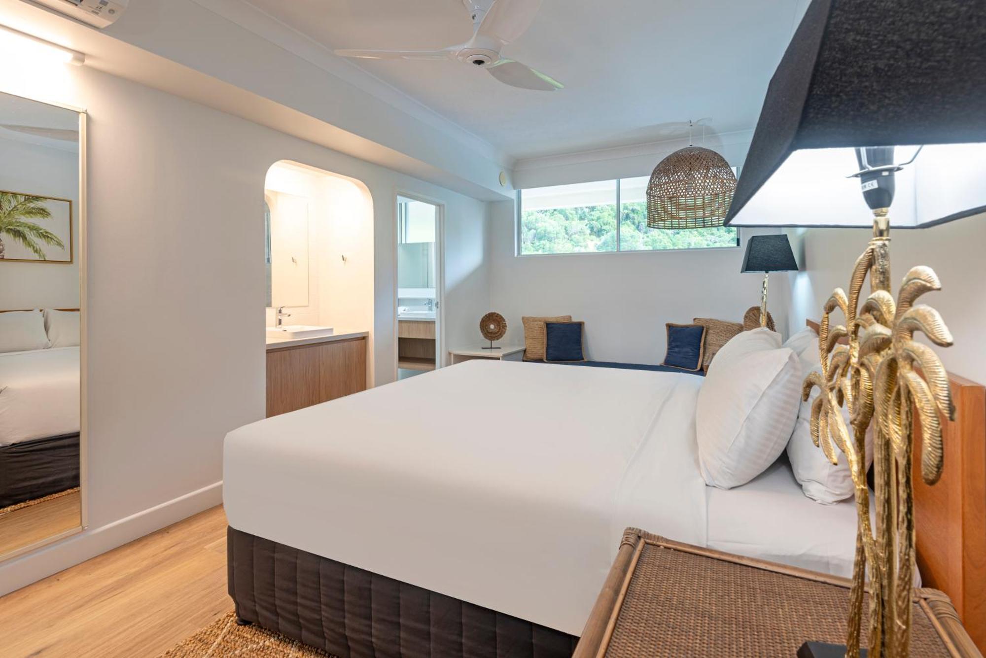 Whitsunday On By Hiha Hamilton Island