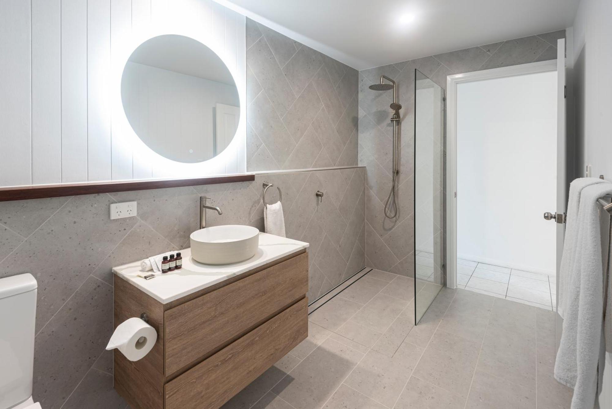 Heliconia Grove - 3 Bedroom - On By Hiha * Hamilton Island