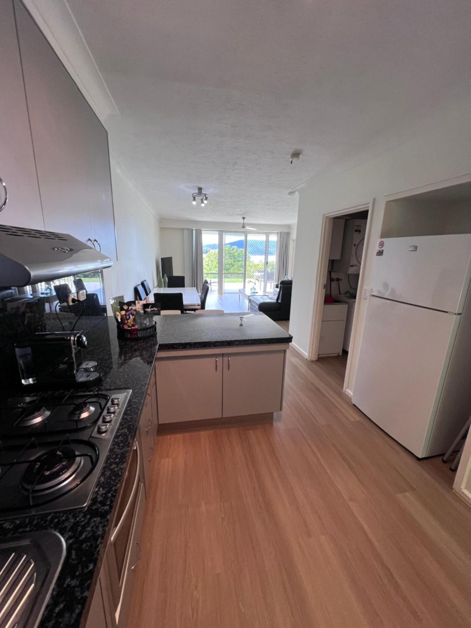 Apartment Poinciana 008 Ground Floor 2bedrooms Free Buggy Hamilton Island