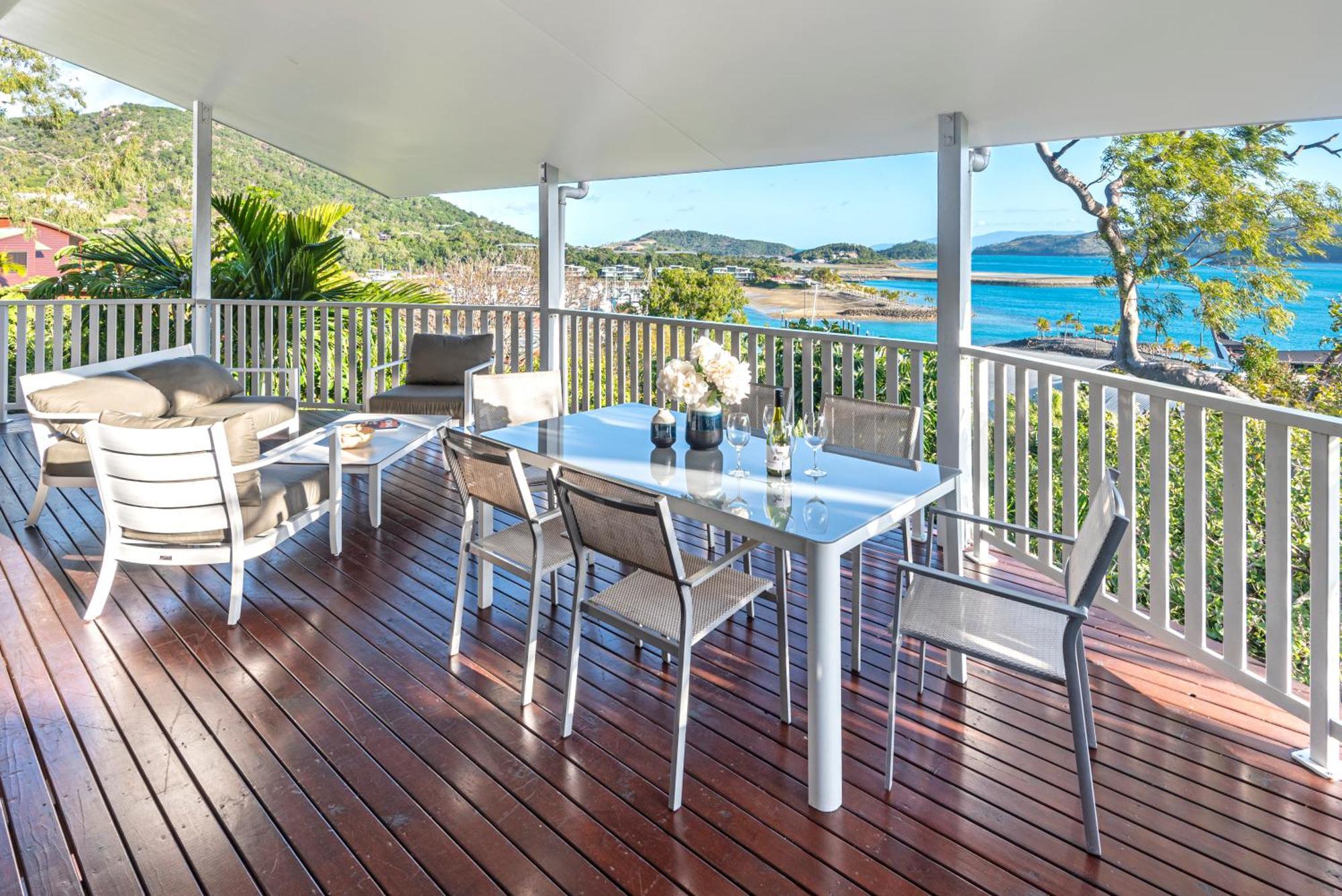 Casuarina 18 Ocean Views, Golf Buggy & Transers Hamilton Island