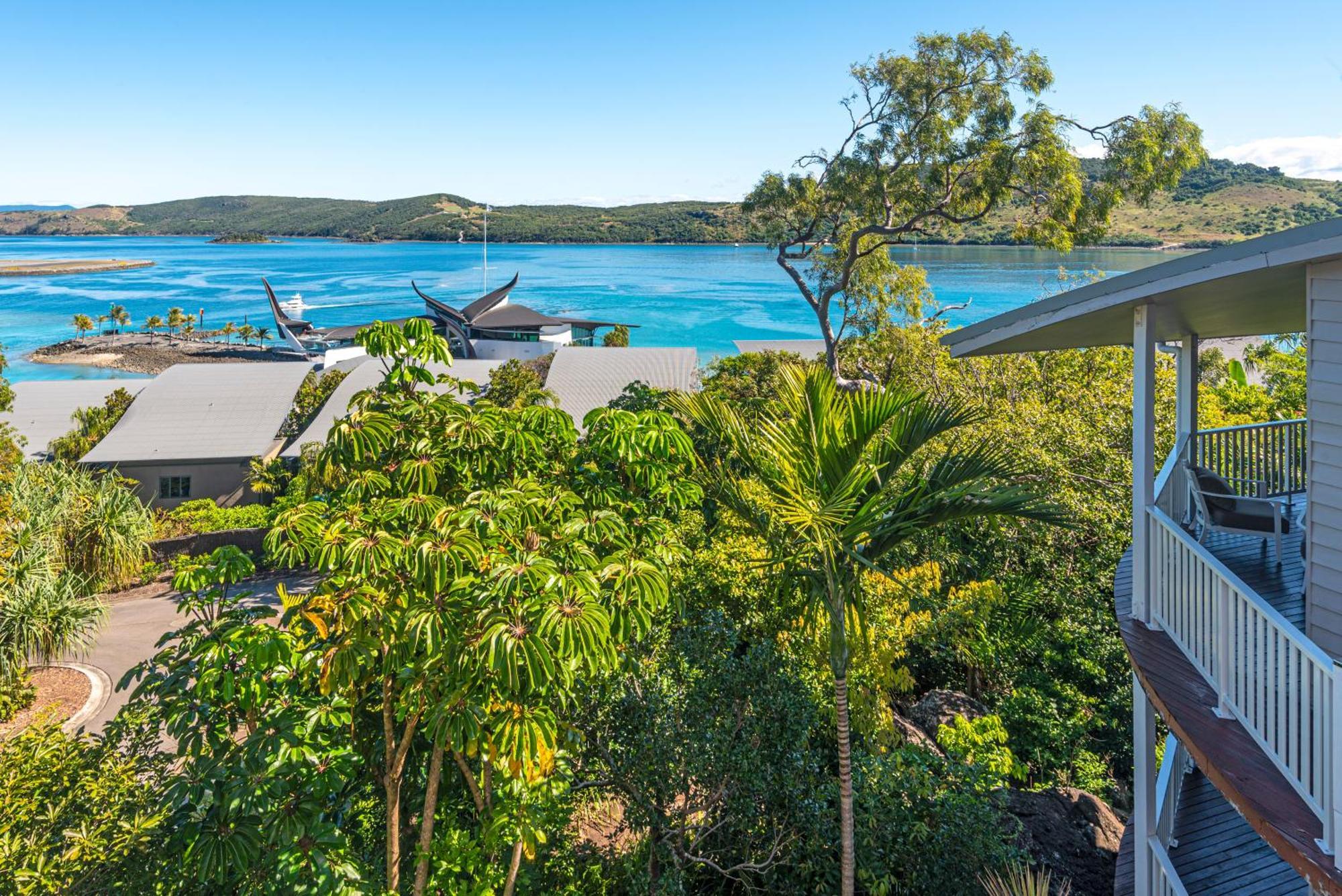 Casuarina 18 Ocean Views, Golf Buggy & Transers Holiday home