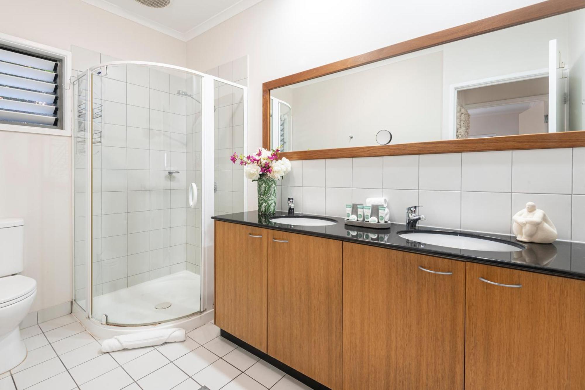 Holiday home Casuarina 18 Ocean Views, Golf Buggy & Transers *