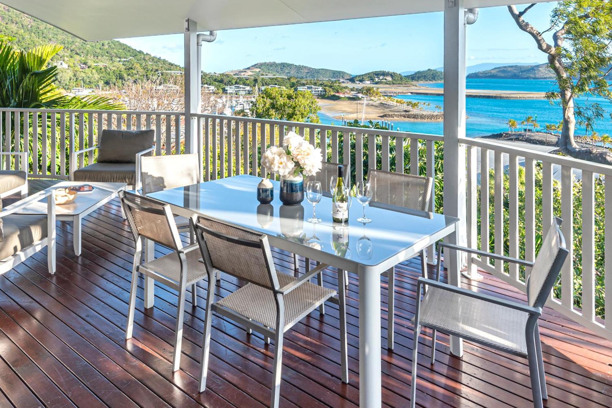 Casuarina 18 Ocean Views, Golf Buggy & Transers Holiday home