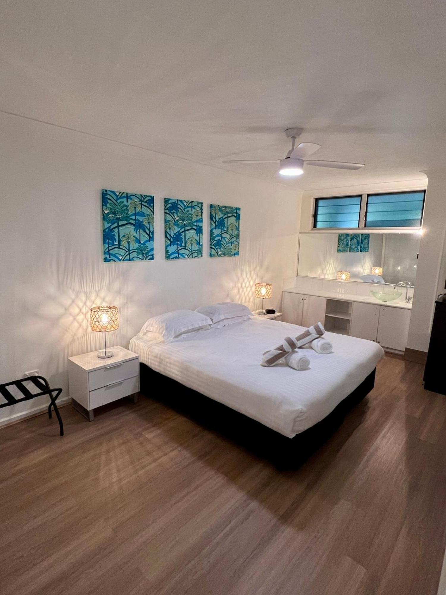 Poinciana 008 Ground Floor 2bedrooms Free Buggy *