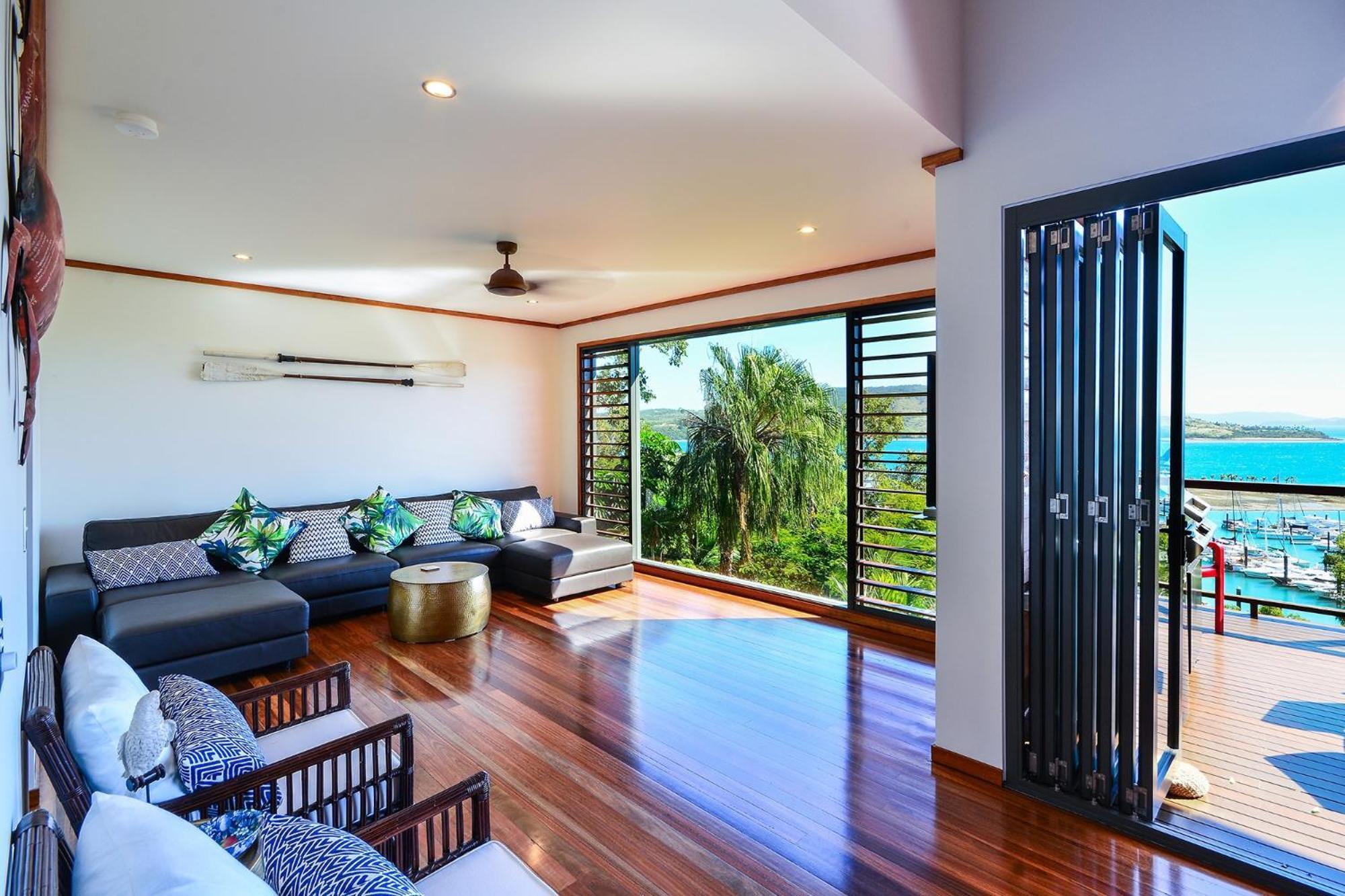 Alang Alang On By Hiha Hamilton Island