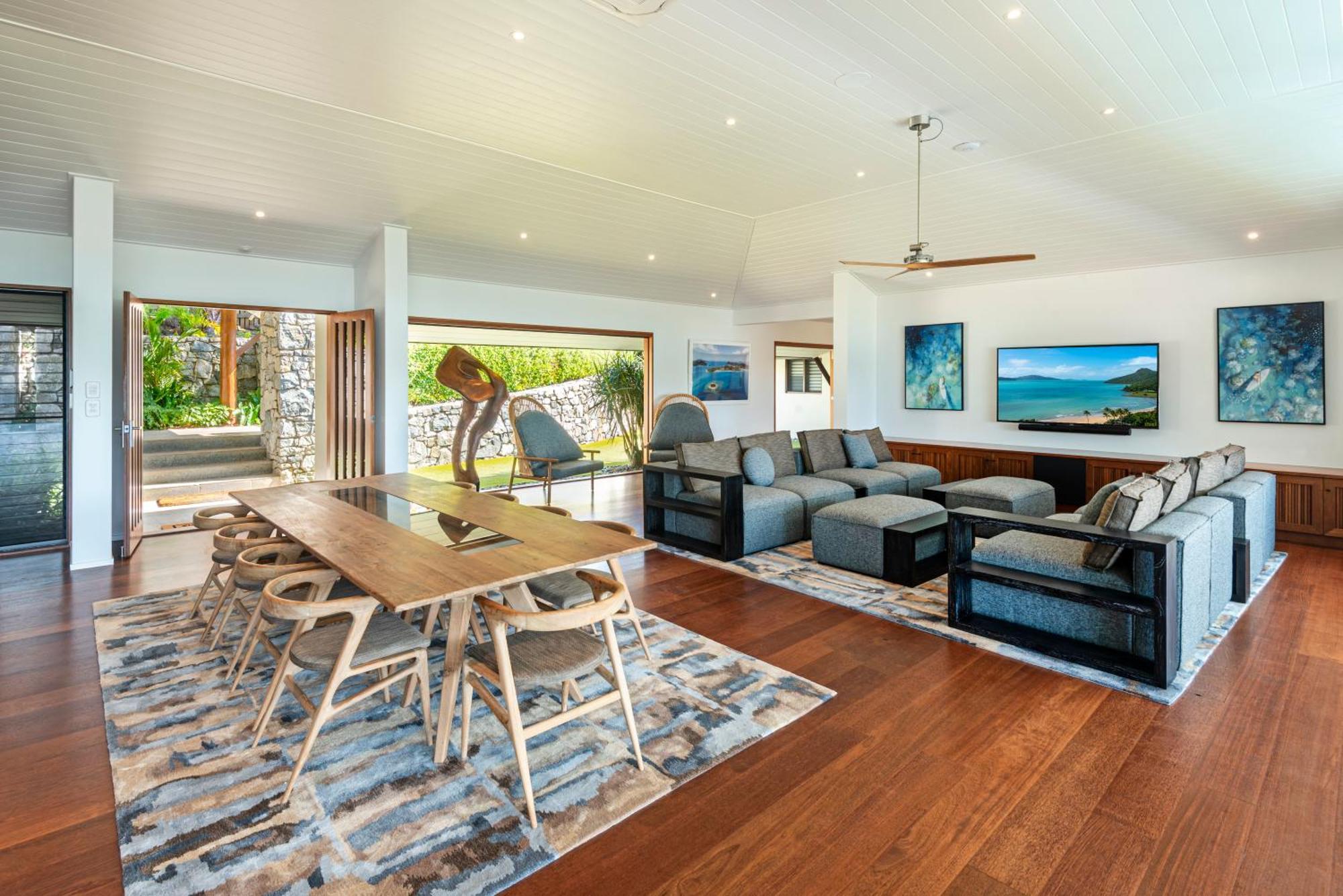Bluestone On By Hiha Holiday home Hamilton Island