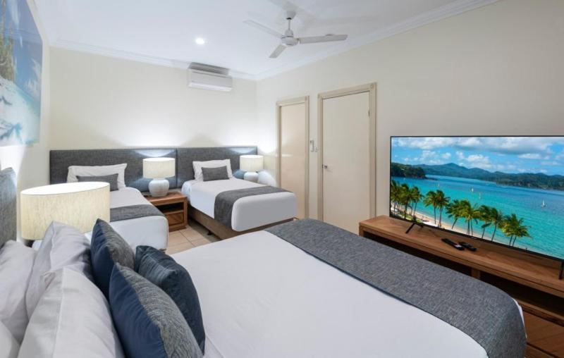 Blue Water Views Apartment *