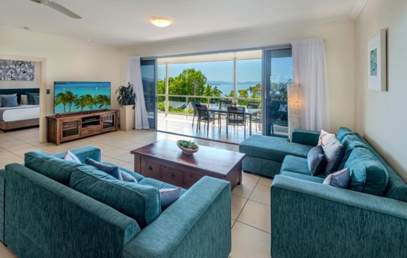 Blue Water Views Hamilton Island