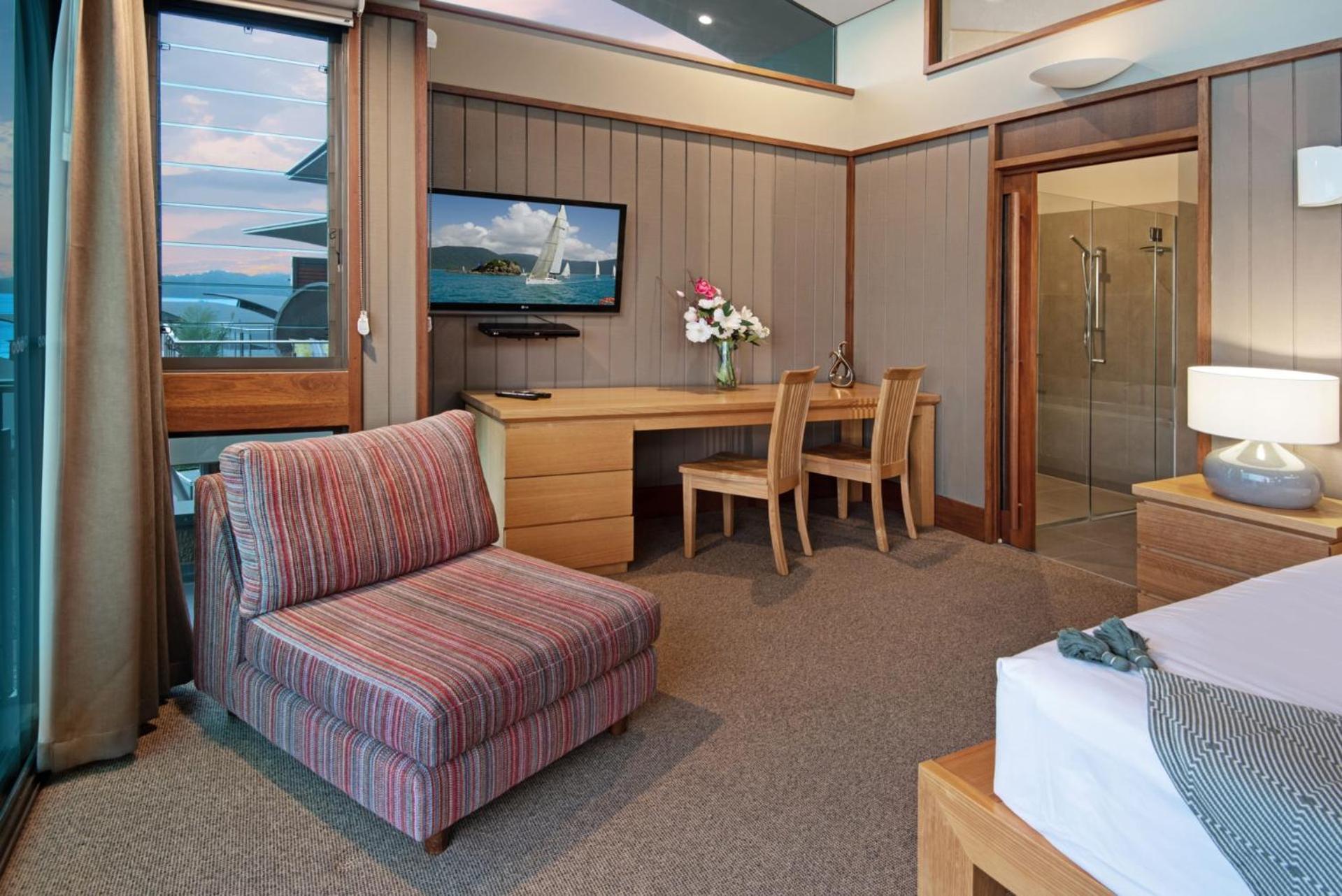 Yacht Club 33 Serenity House Ocean Views 2 Buggies Villa *
