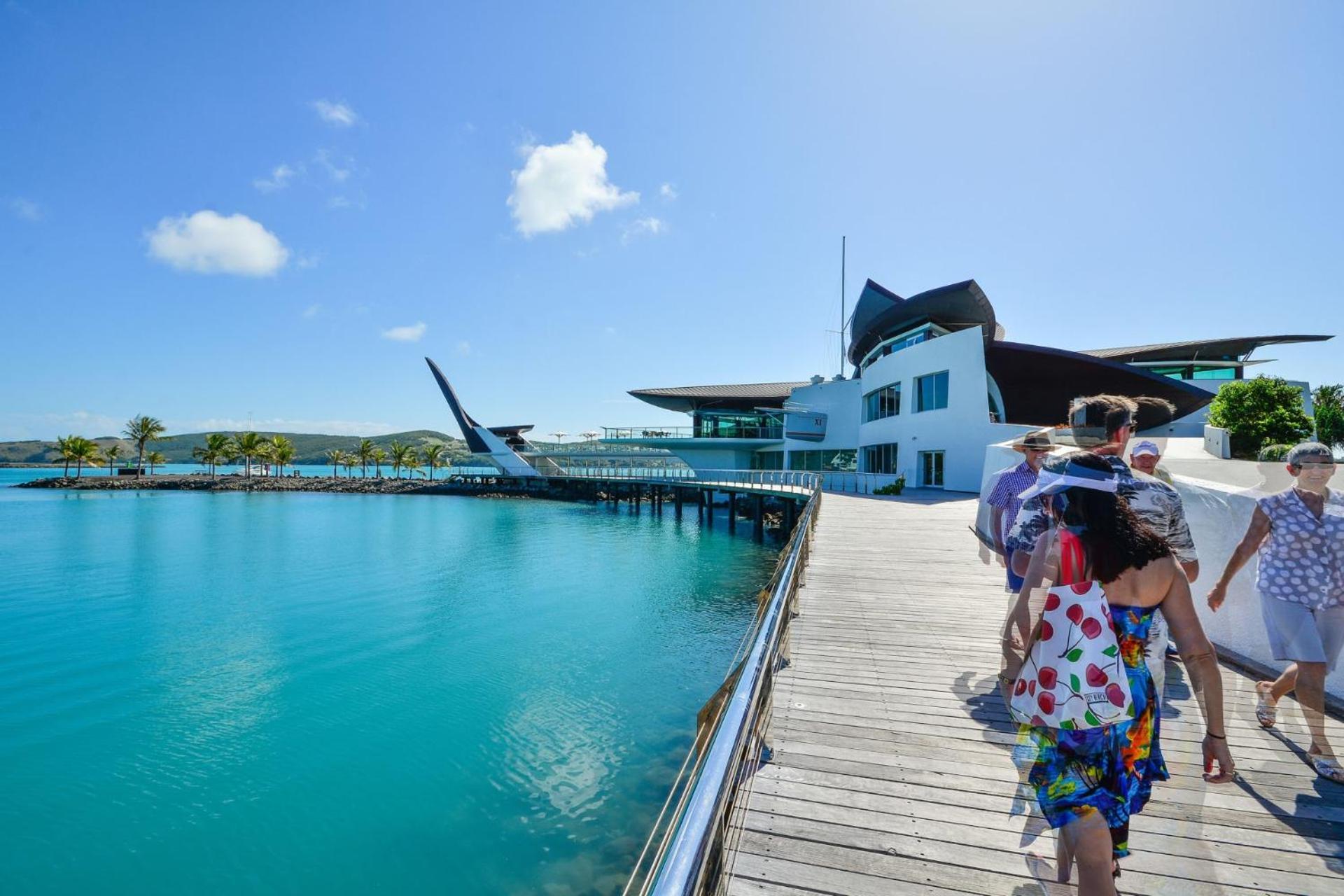 Yacht Club 33 Serenity House Ocean Views 2 Buggies *