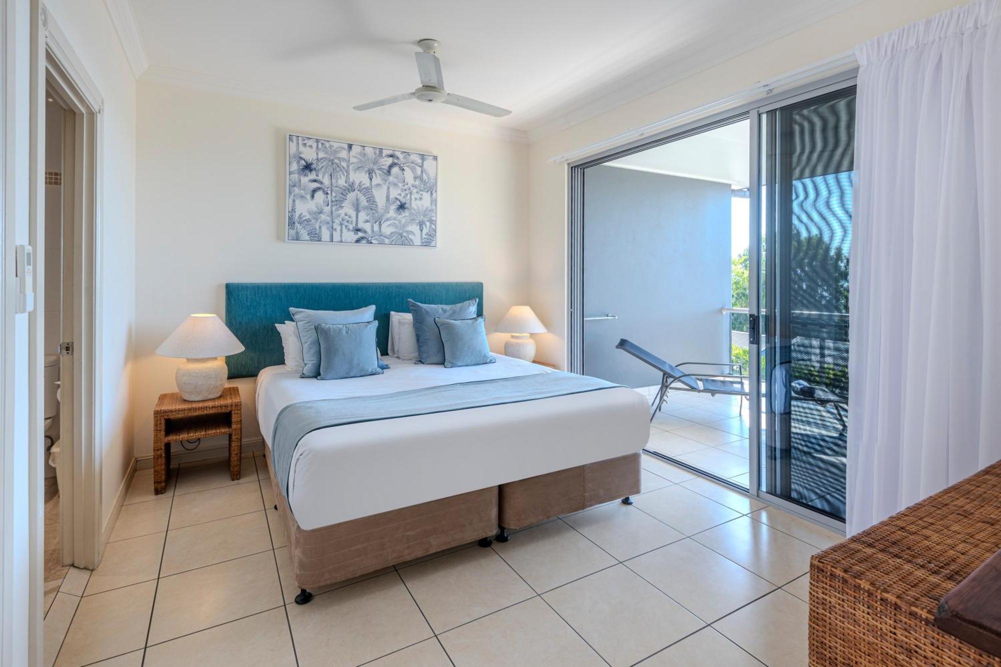 Apartment Blue Water Views *