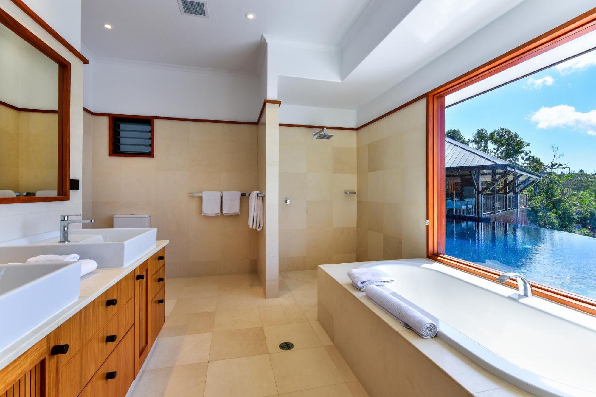 Holiday home Papillon On By Hiha
