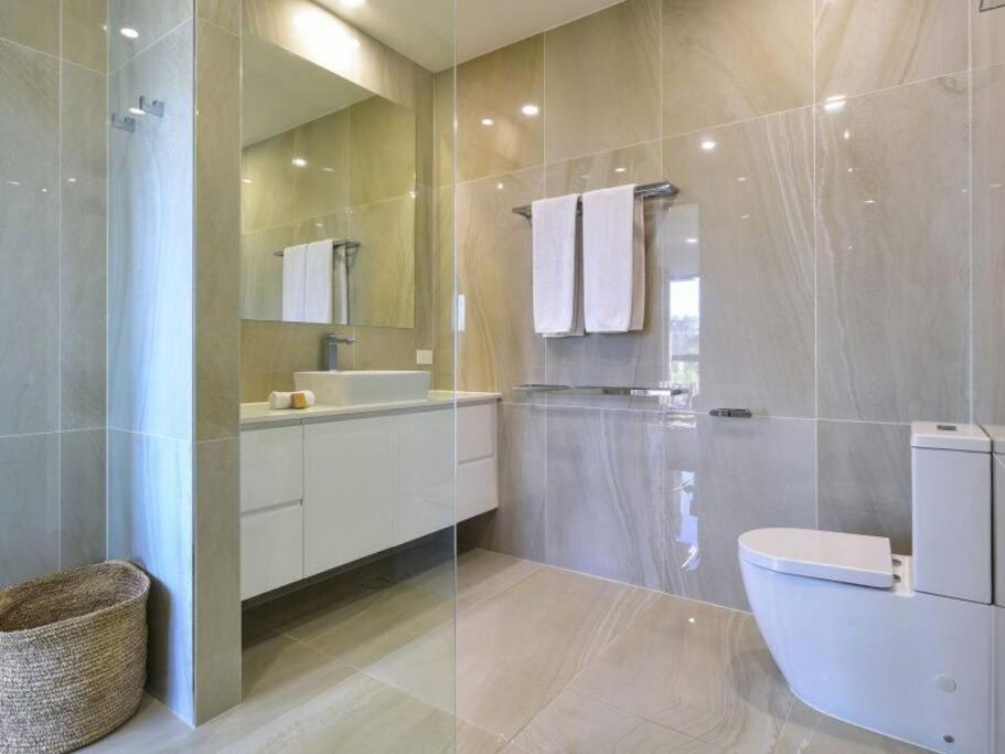 Hidden Cove 17, - - Free Buggy Included Apartment *