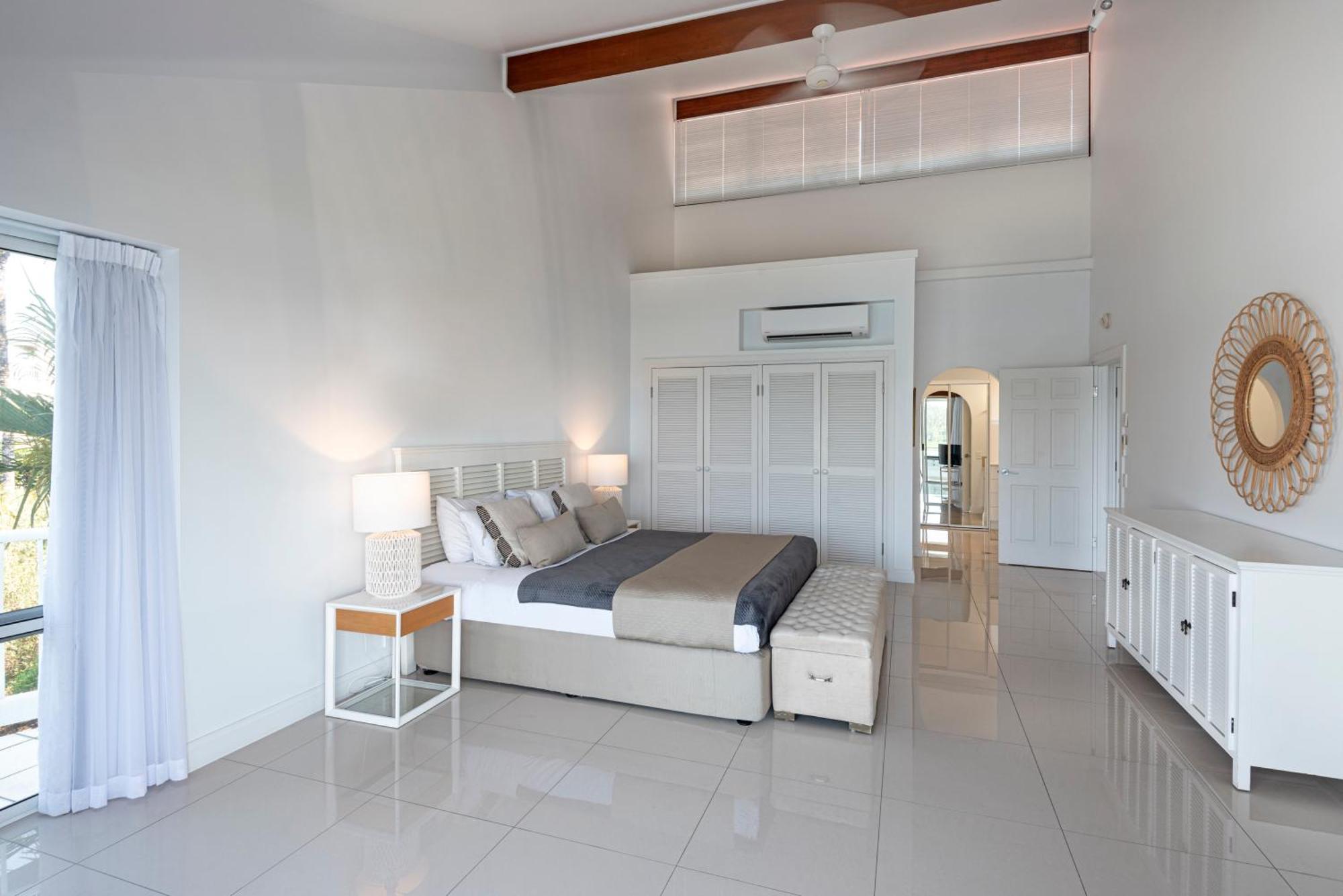 Apartment Bella Vista E9 - Ocean View Spacious 2 Bedroom With Golf Buggy Hamilton Island