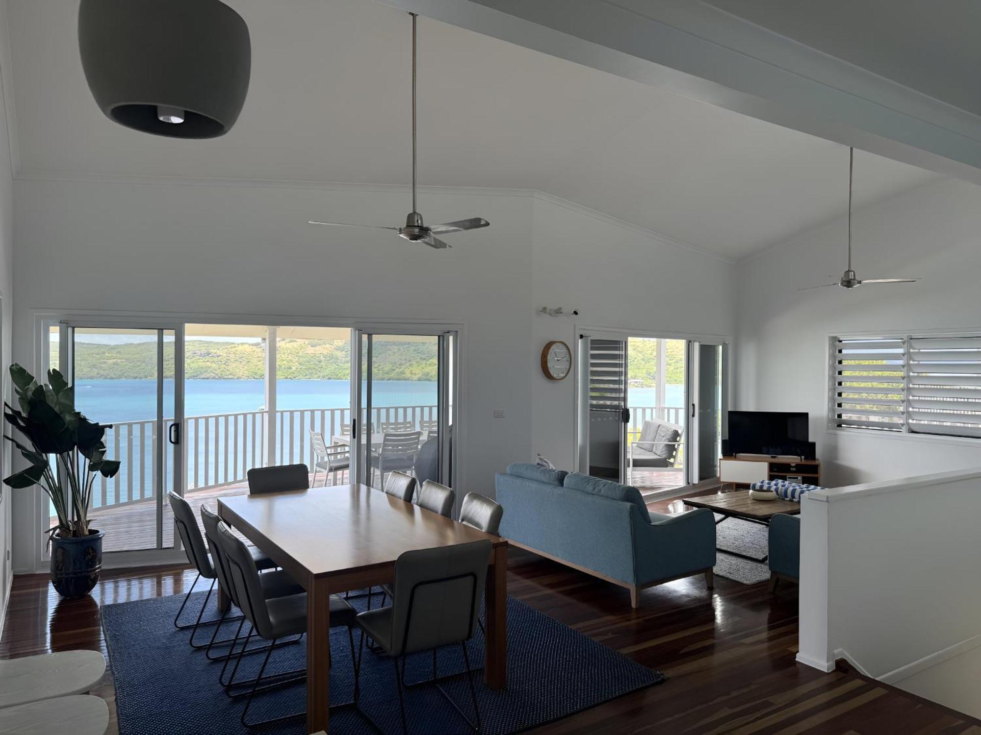 Casuarina Cove 14 & Free Buggy - *