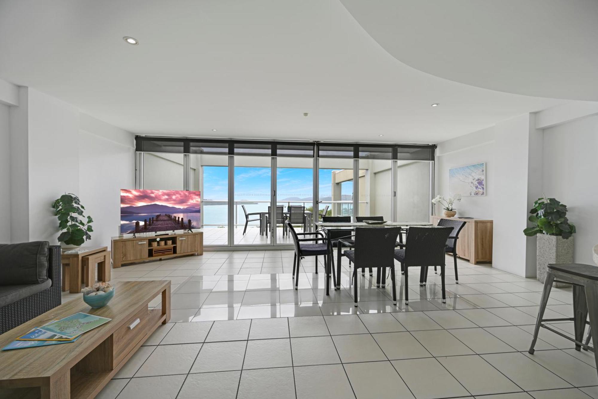 Aparthotel Ocean View Villas 4*