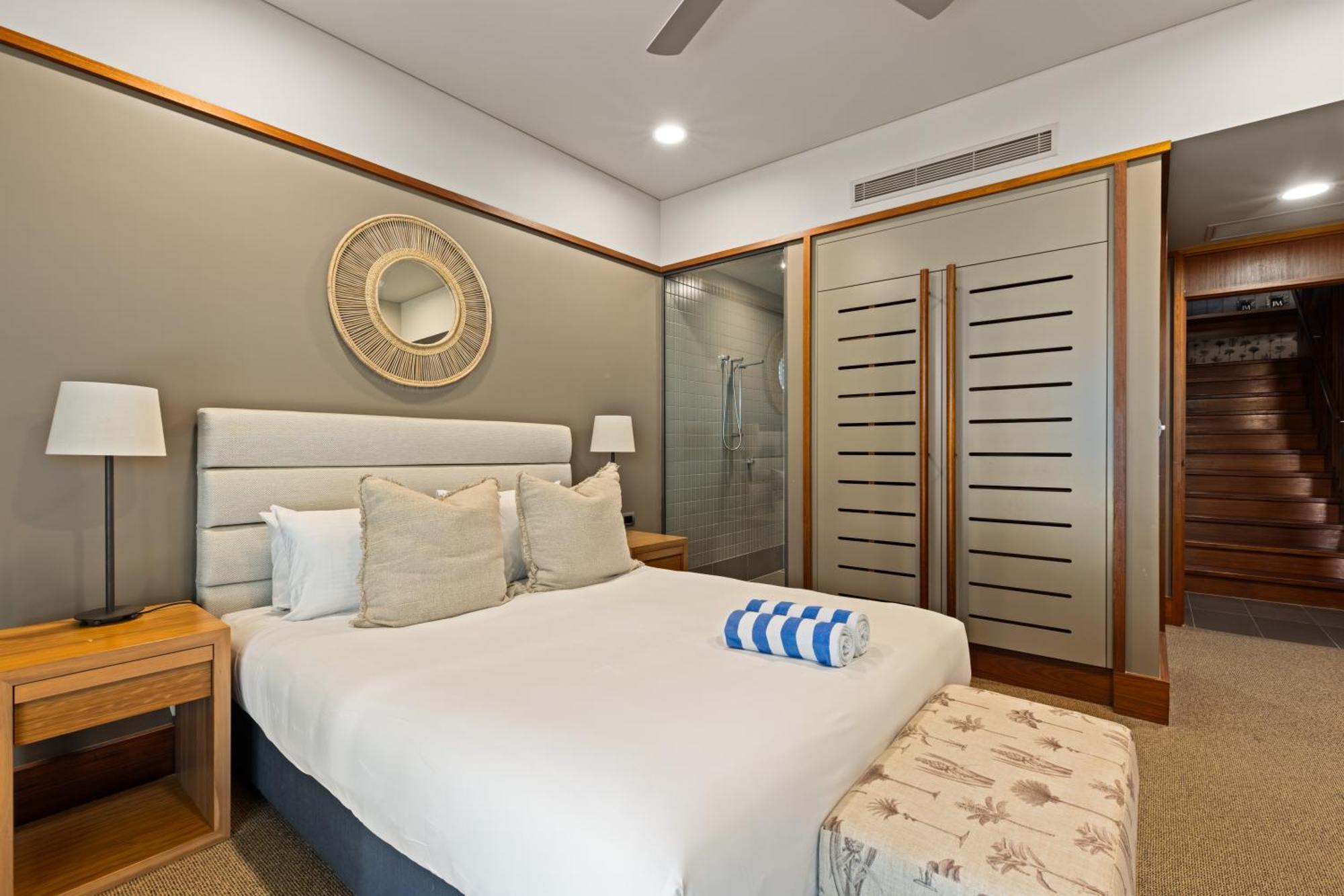 Yacht Club Hamilton Island