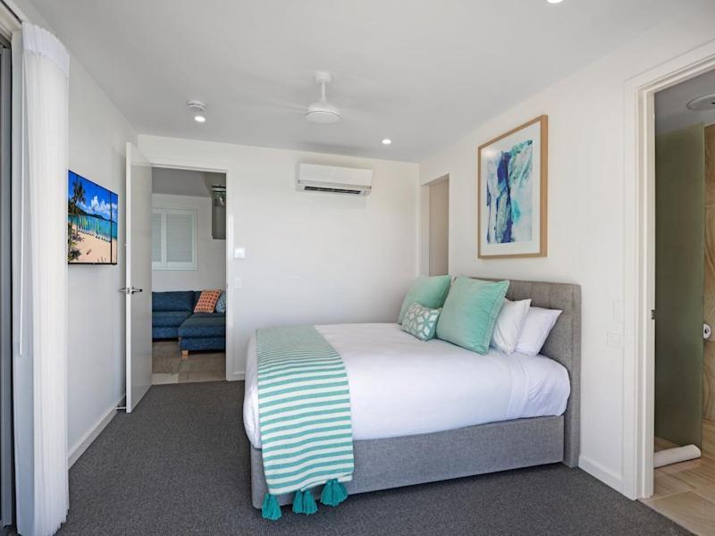 Hidden Cove On By Hiha Hamilton Island