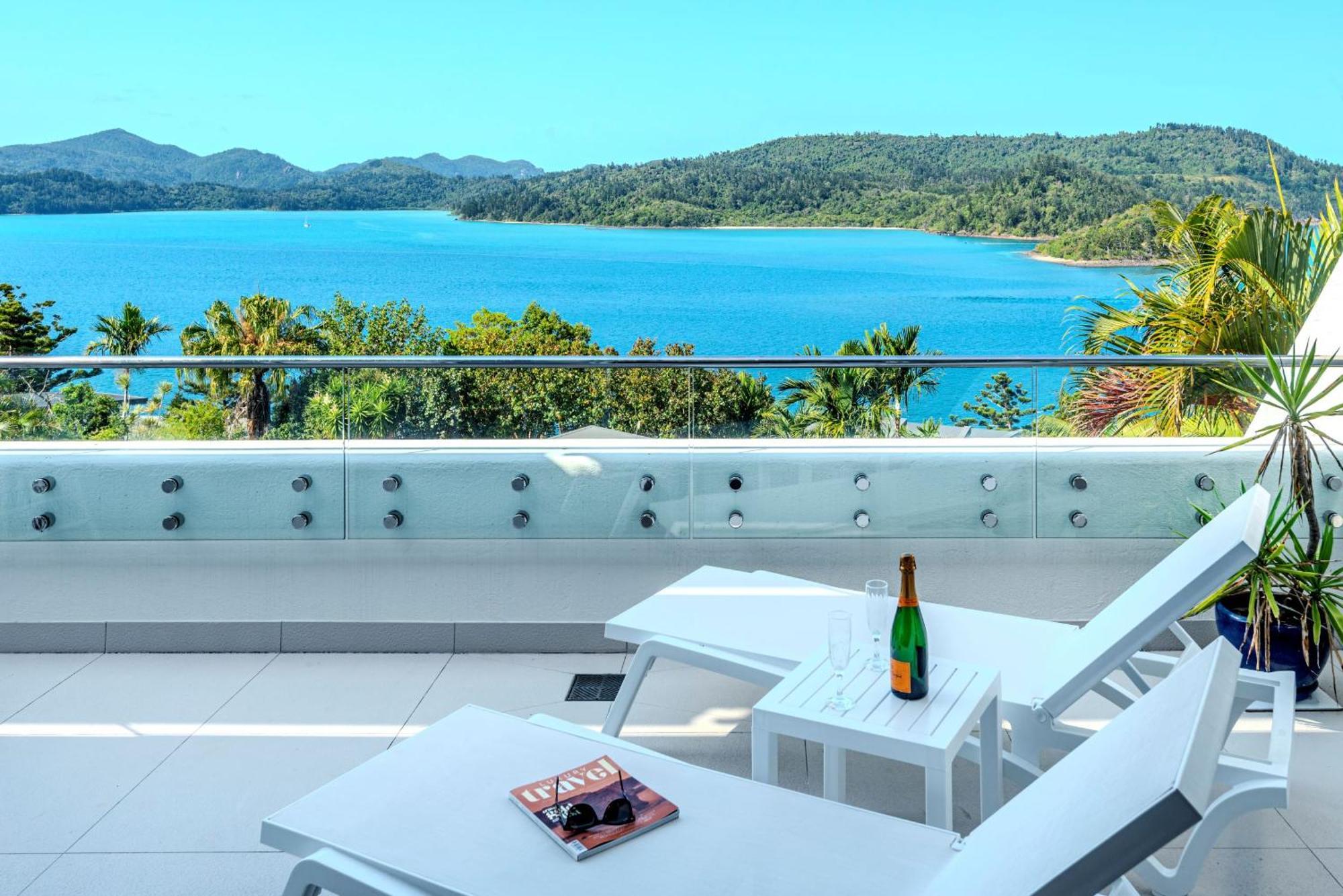 Apartment Bella Vista E9 - Ocean View Spacious 2 Bedroom With Golf Buggy