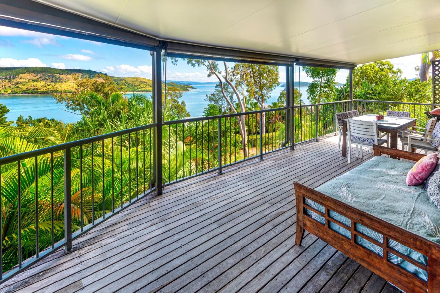 Heliconia 10 Newly Renovated Centrally Located House * Hamilton Island