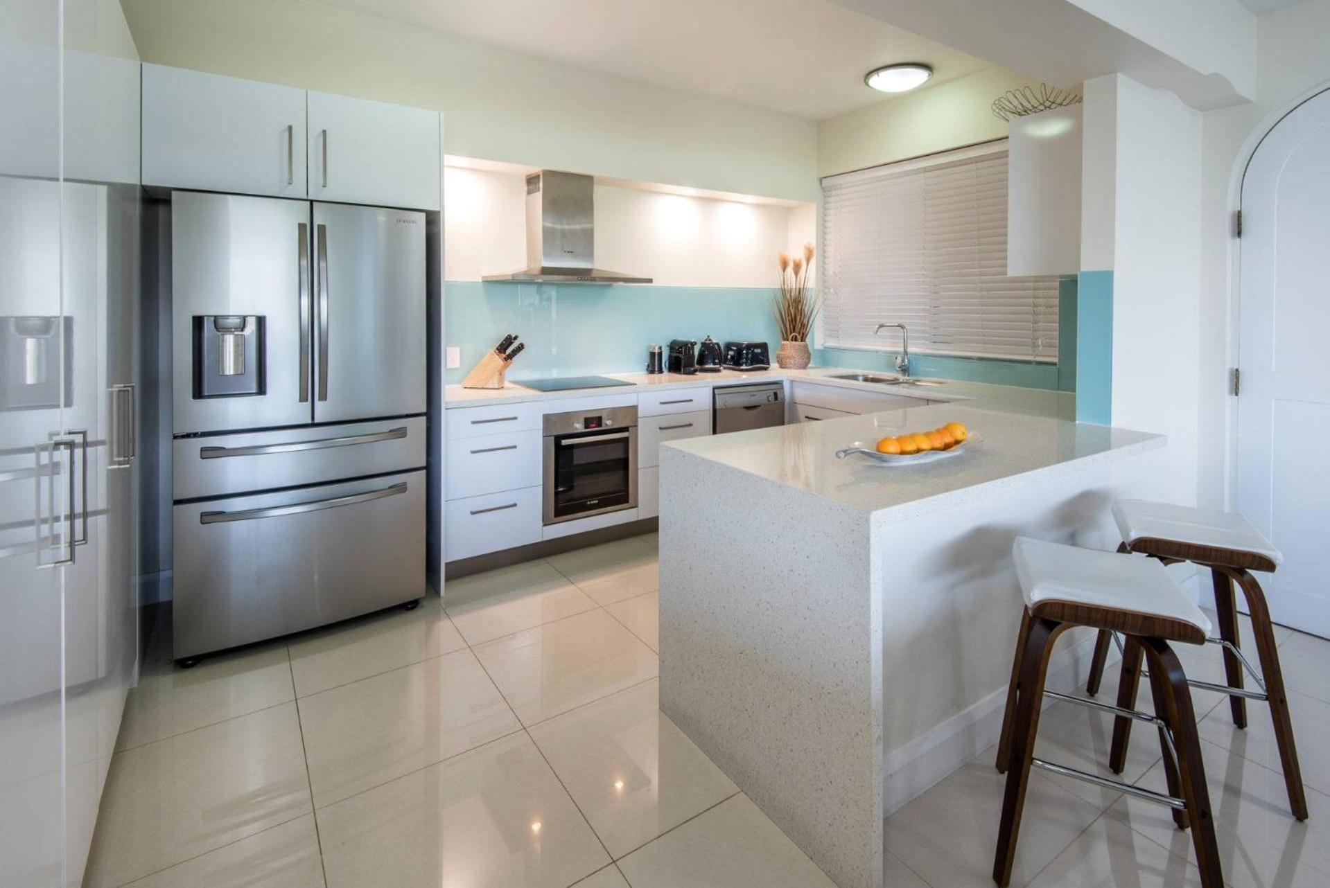 Apartment Bella Vista East 3 Luxury Ocean Views Large Flat Grassed Area And Buggy