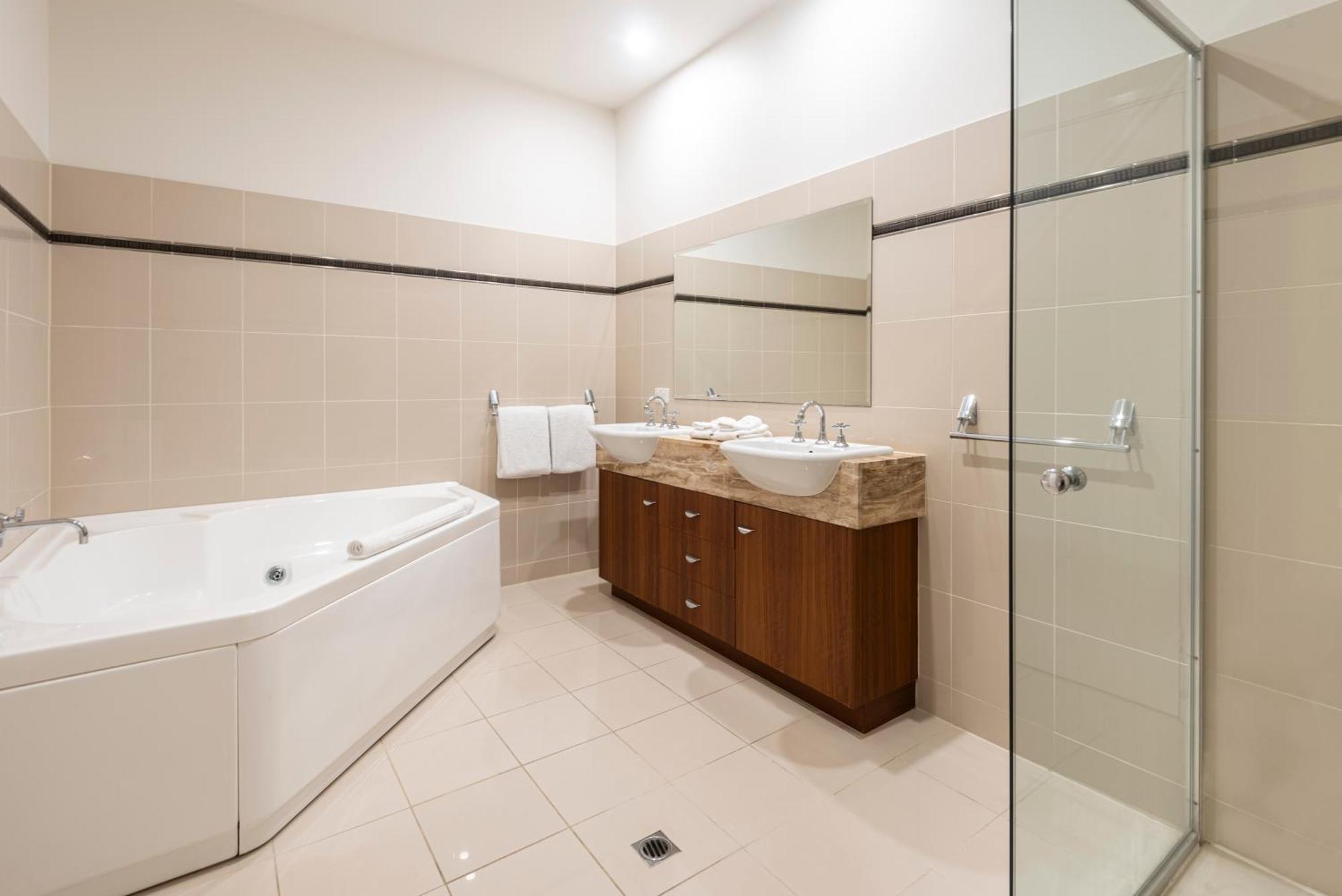 Cooinda Gardens On By Hiha Apartment *