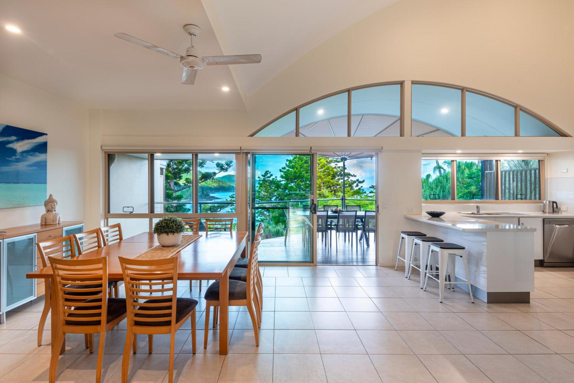 Cooinda Gardens On By Hiha Apartment *