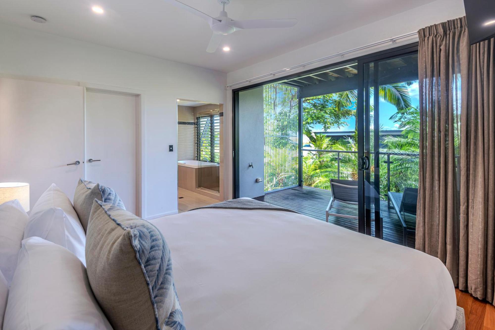 Pinnacle Aparthotel Hamilton Island