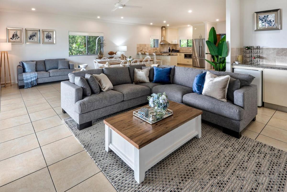Blue Water Views 17 - Free Buggy Included! Apartment *