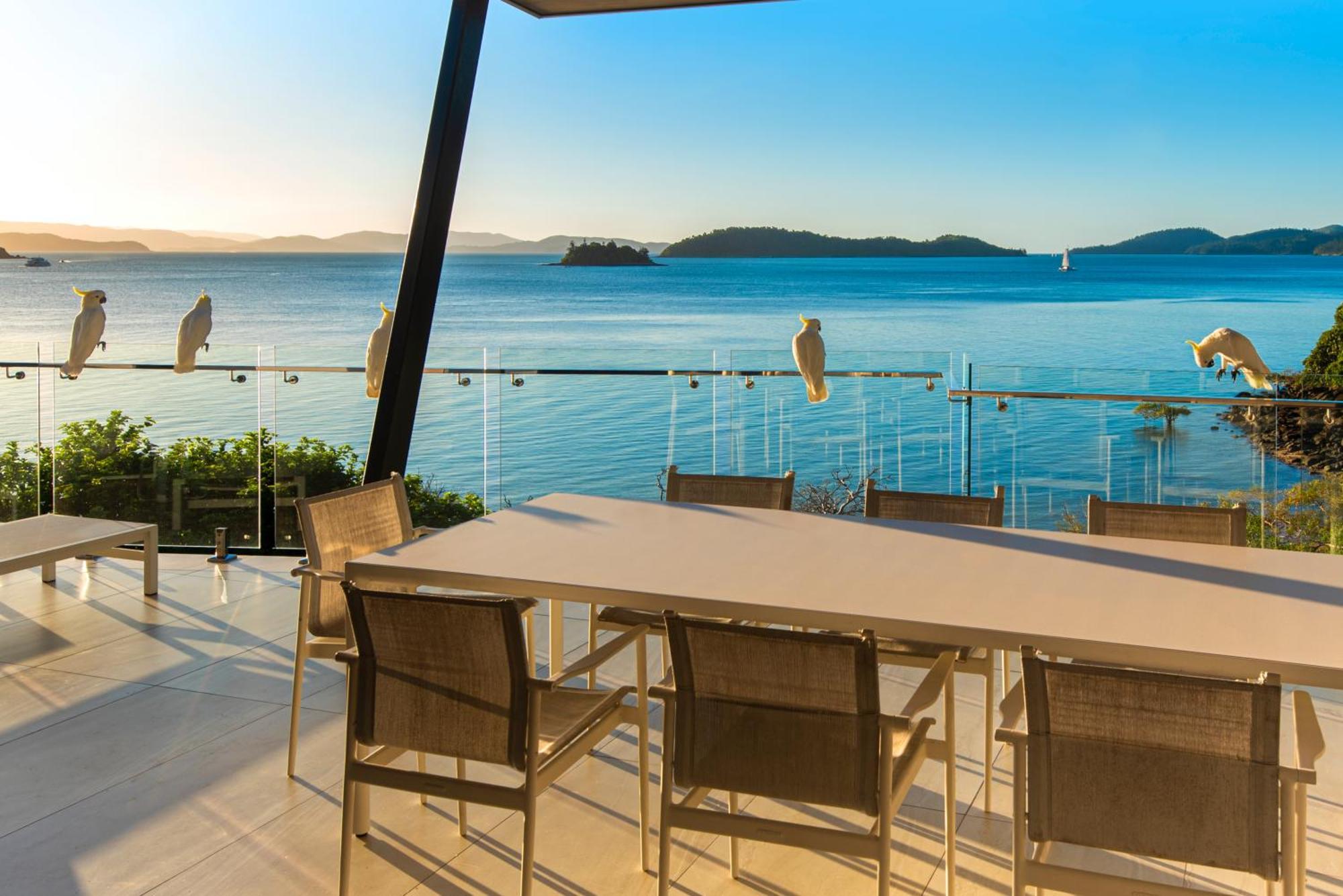Hidden Cove 2 - Beachfront, Private Pool & Buggy * Hamilton Island