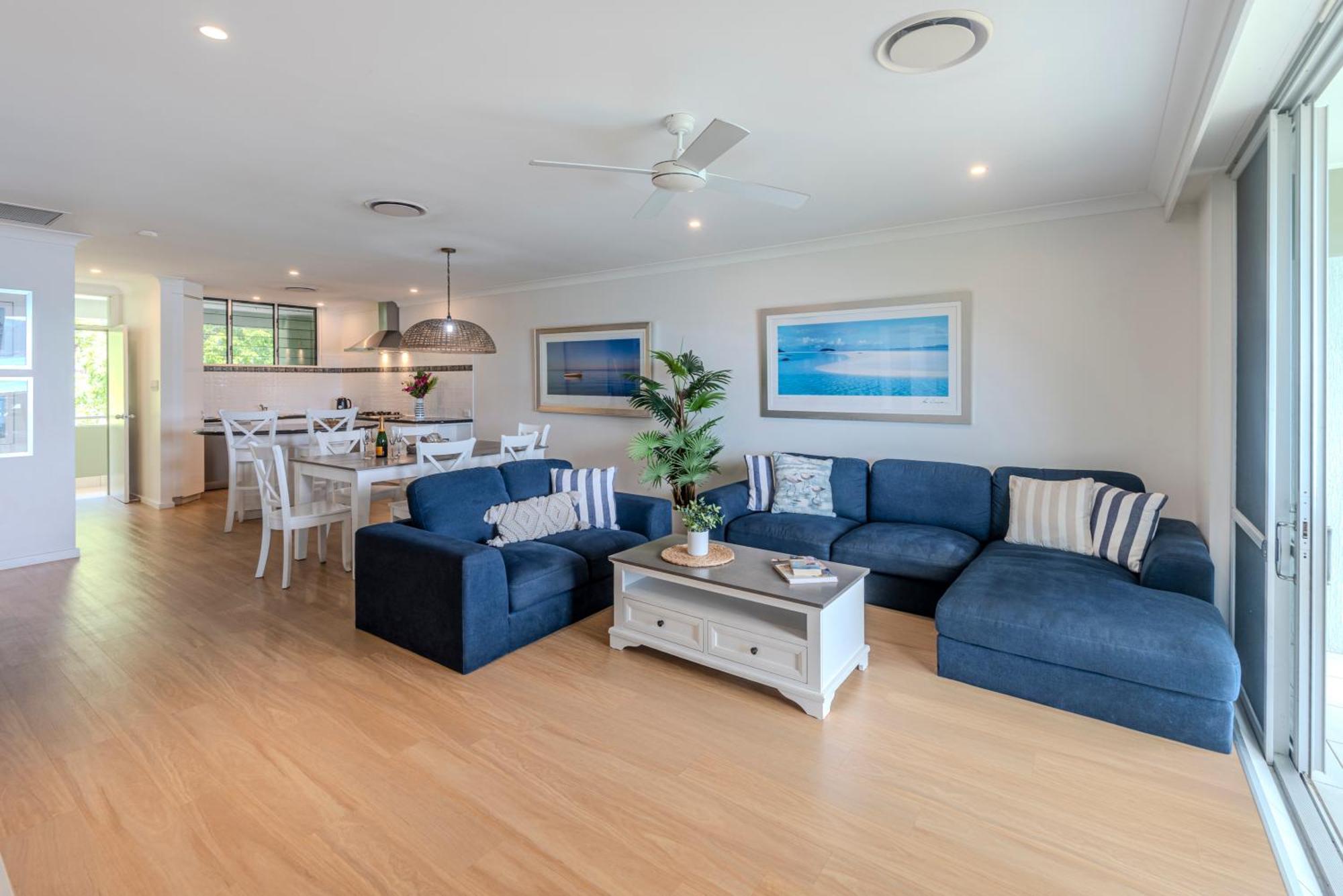 Lagoon Beachfront 202 On By Hamorent Apartment *