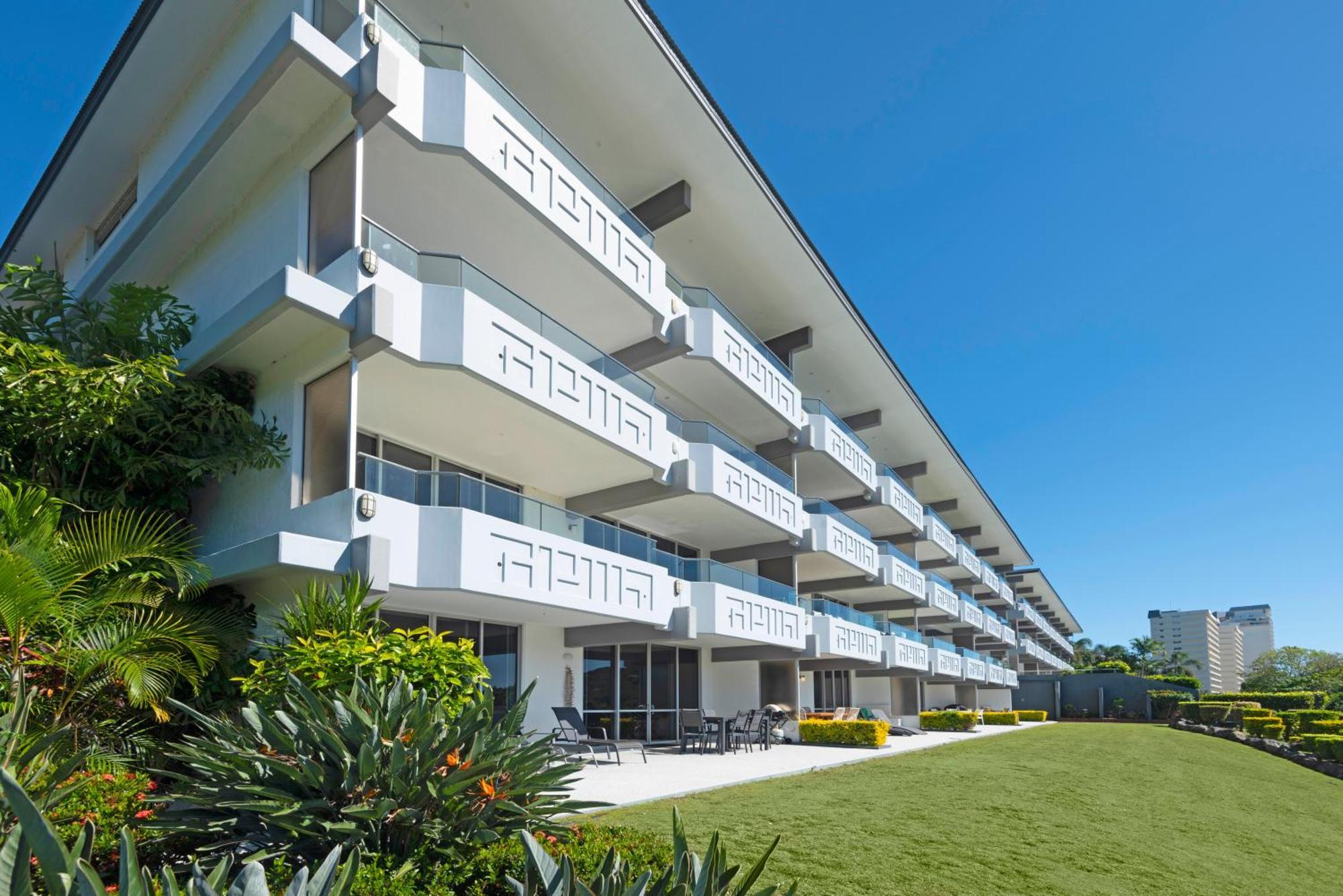 Apartment Lagoon Beachfront 202 On By Hamorent