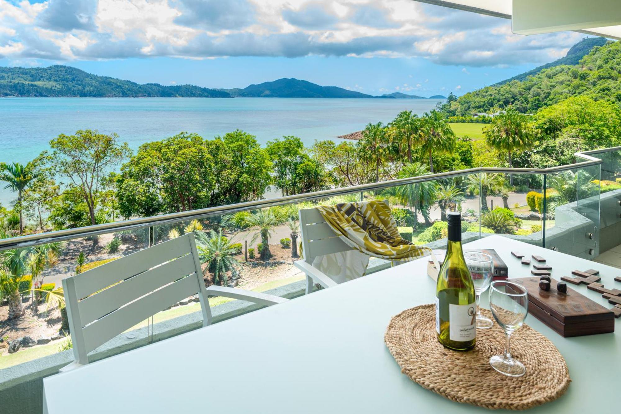 Lagoon Beachfront 202 On By Hamorent *