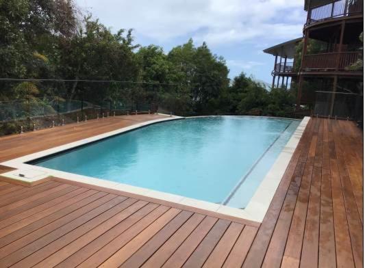3 Bedroom Villa, Great Views, Buggy * Hamilton Island
