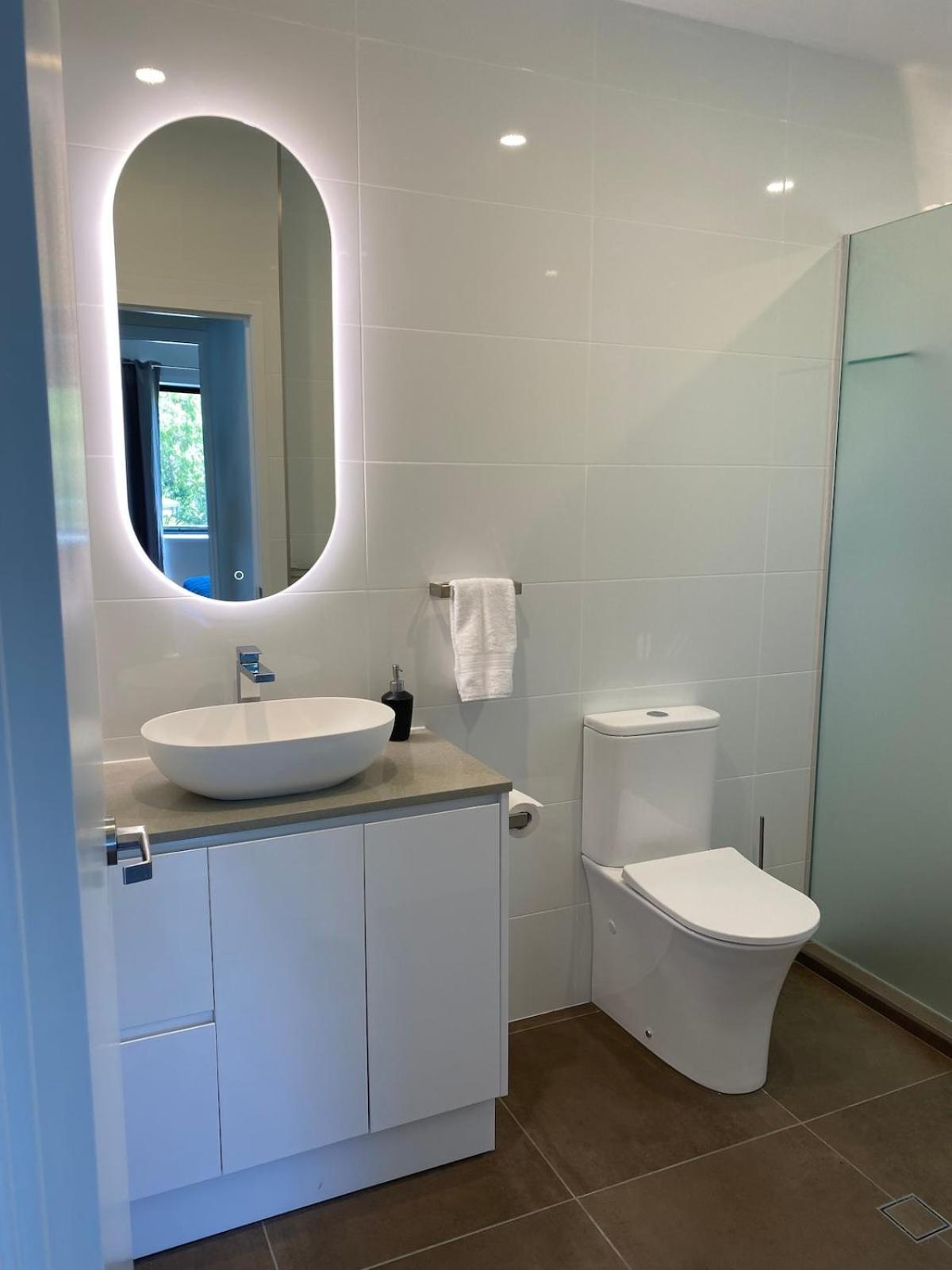 3 Bedroom Villa, Great Views, Buggy Villa Hamilton Island