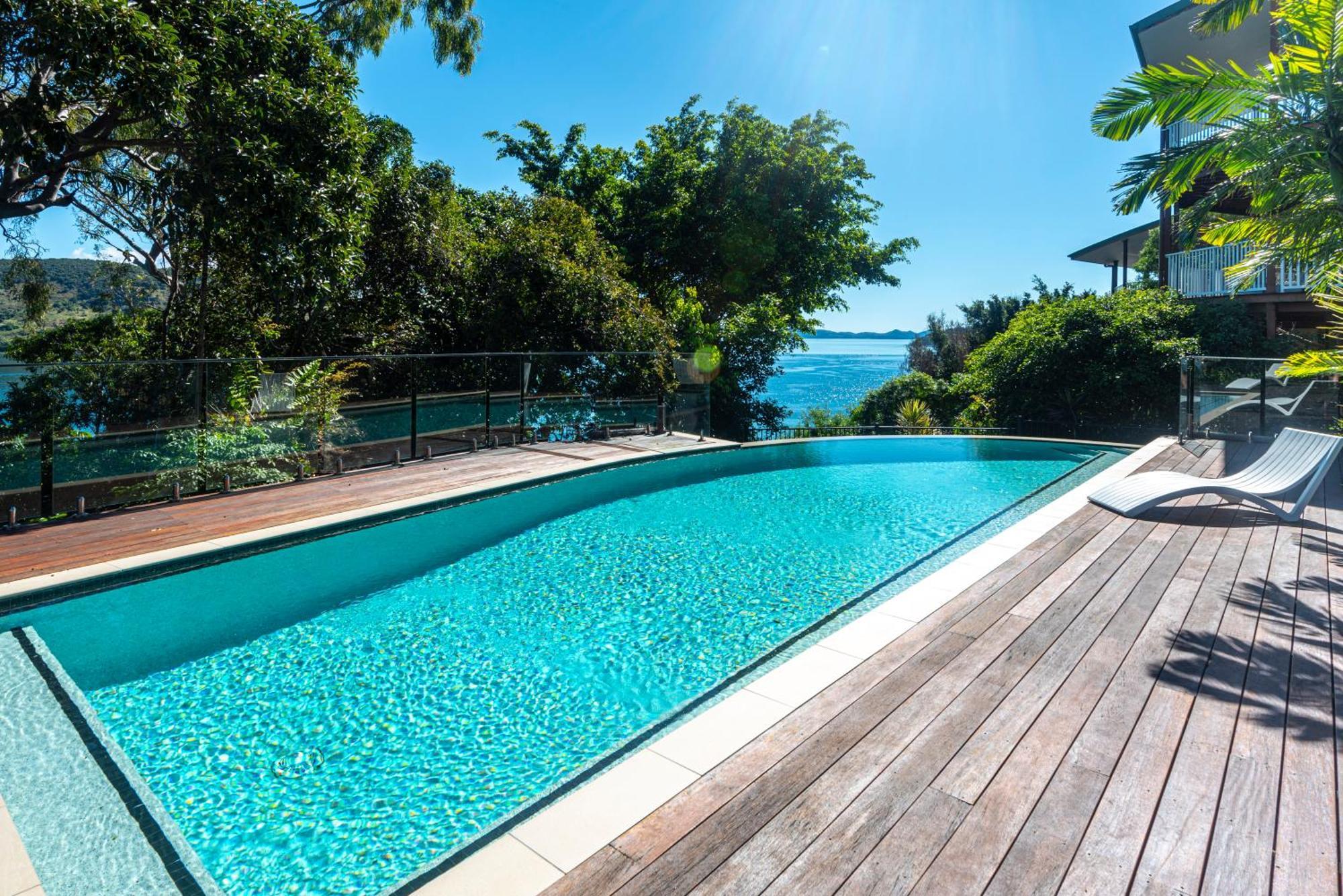 Casuarina Cove 1 On By Hamorent * Hamilton Island