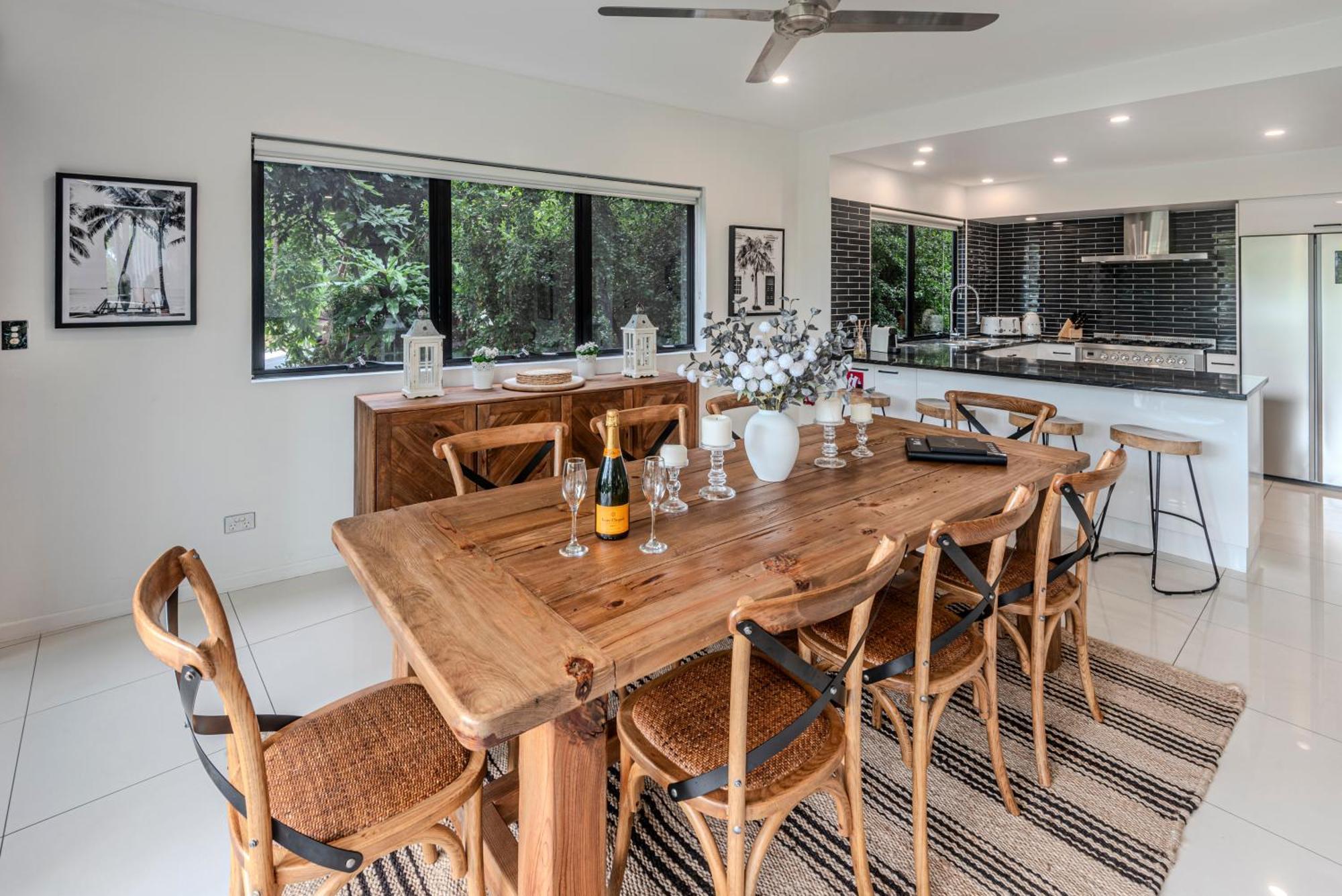 Pinnacle 3* Hamilton Island