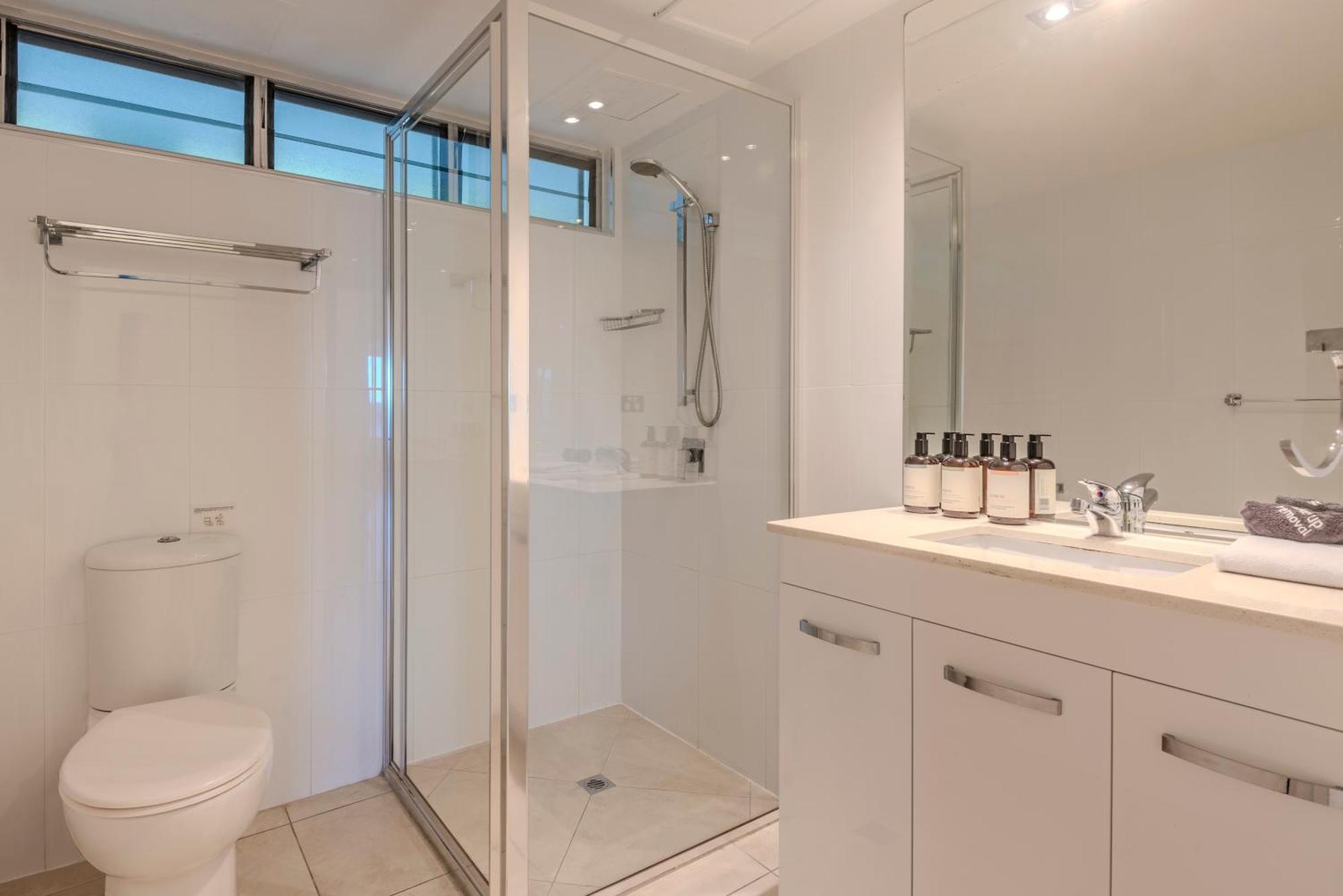 Lagoon Apartments On Hamilton Island By Hiha Apartment