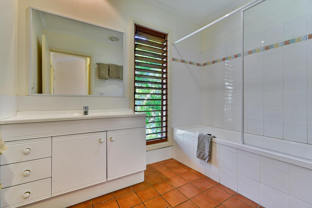 Heliconia Grove 9 Apartment *