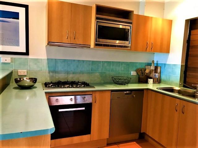 Compass Point 8 * Hamilton Island