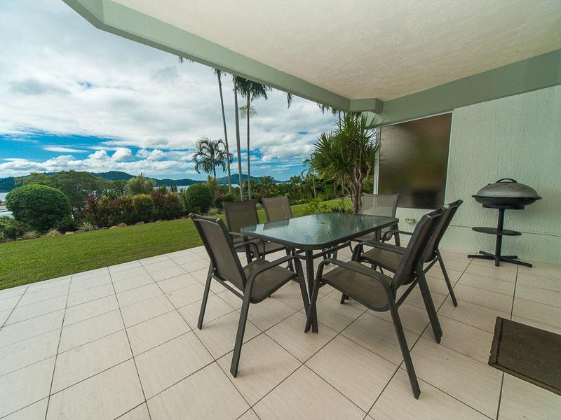 Lagoon Beachfront 003 On By Hamorent Apartment *