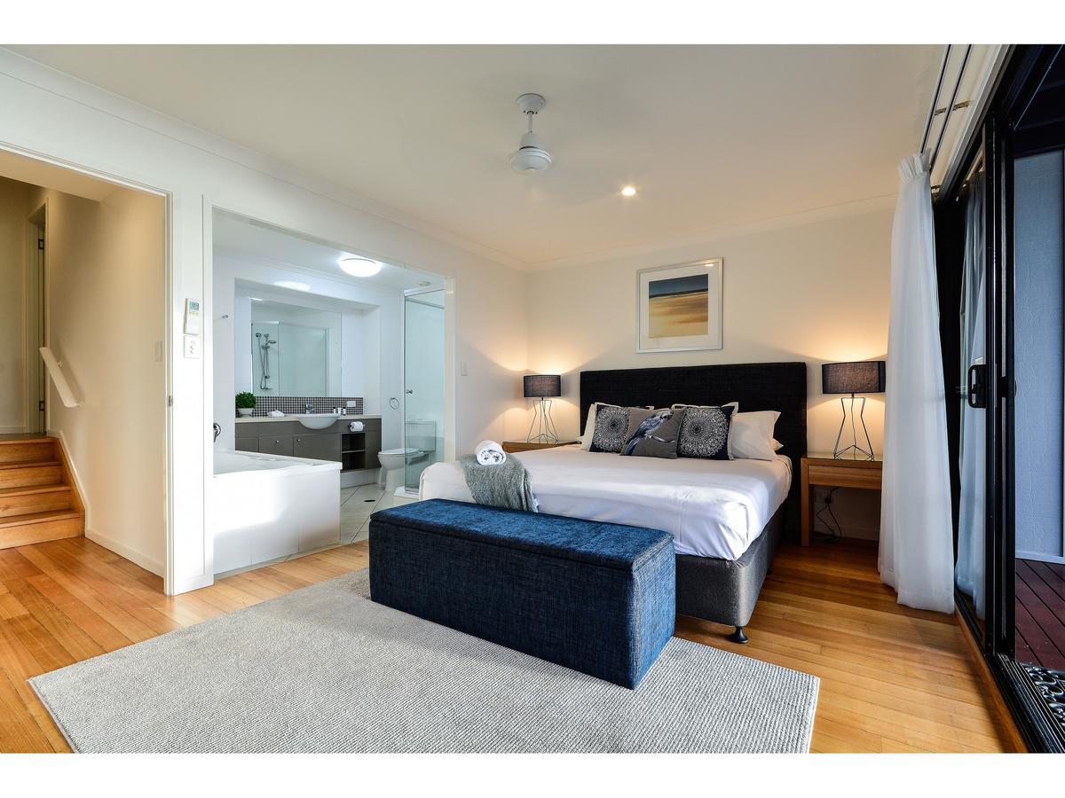 Shorelines 31 Apartment *